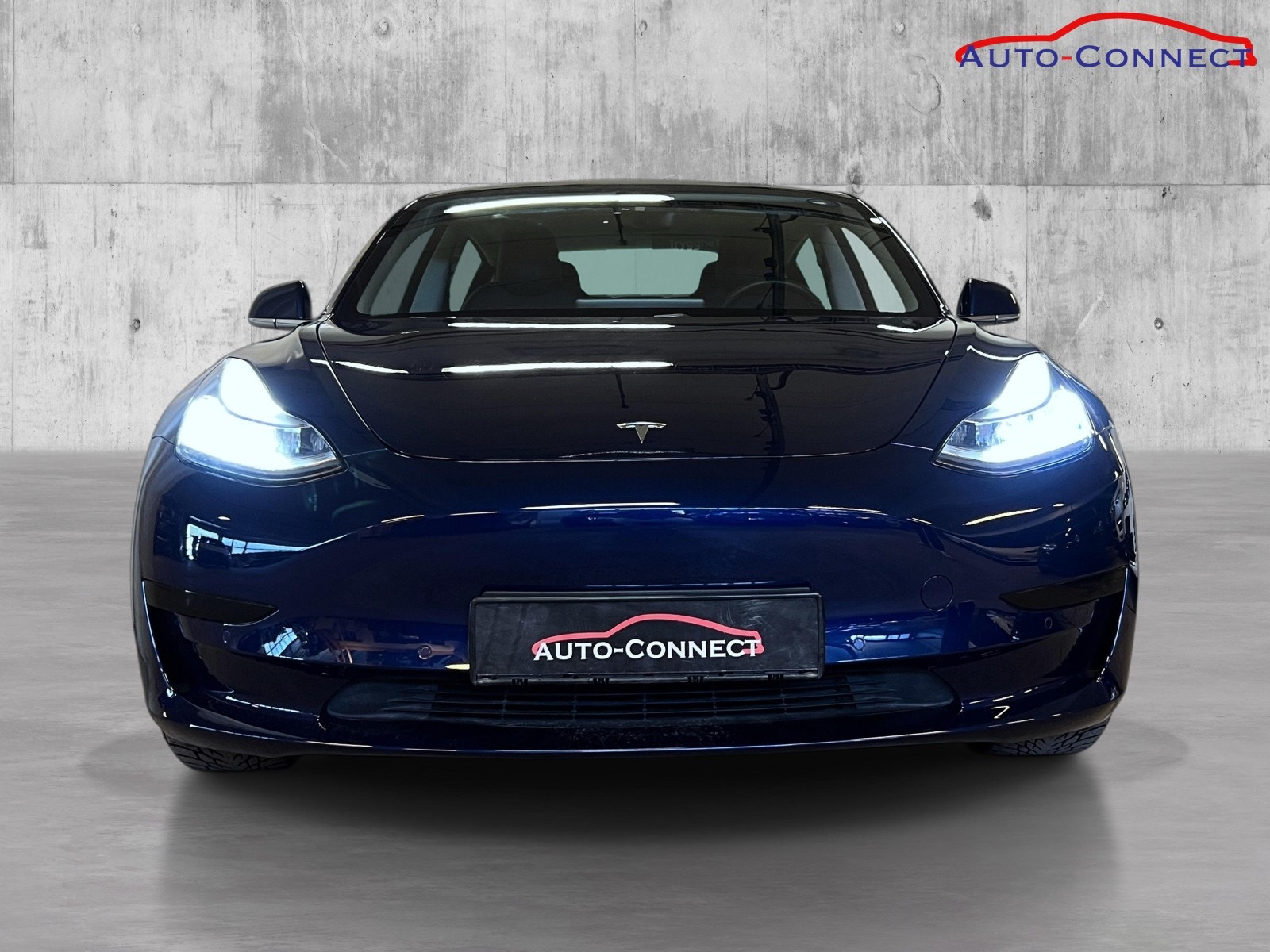 Tesla Model 3 Standard Range Plus, 325ps, 2020