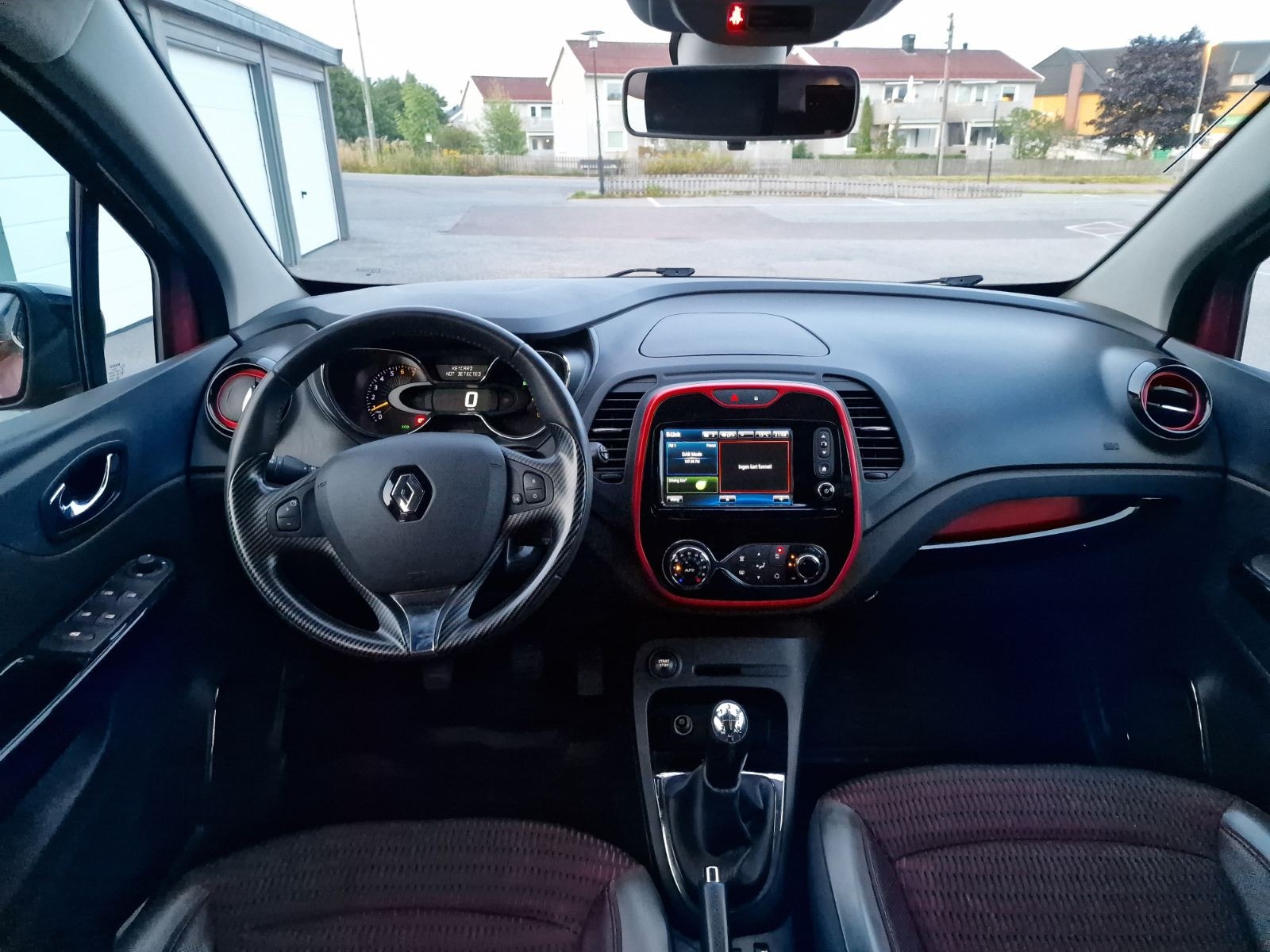 Renault Captur 0.9 TCe Manual, 5-trins, 90ps, 2015