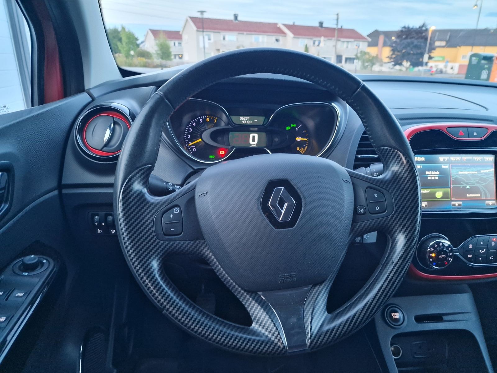 Renault Captur 0.9 TCe Manual, 5-trins, 90ps, 2015