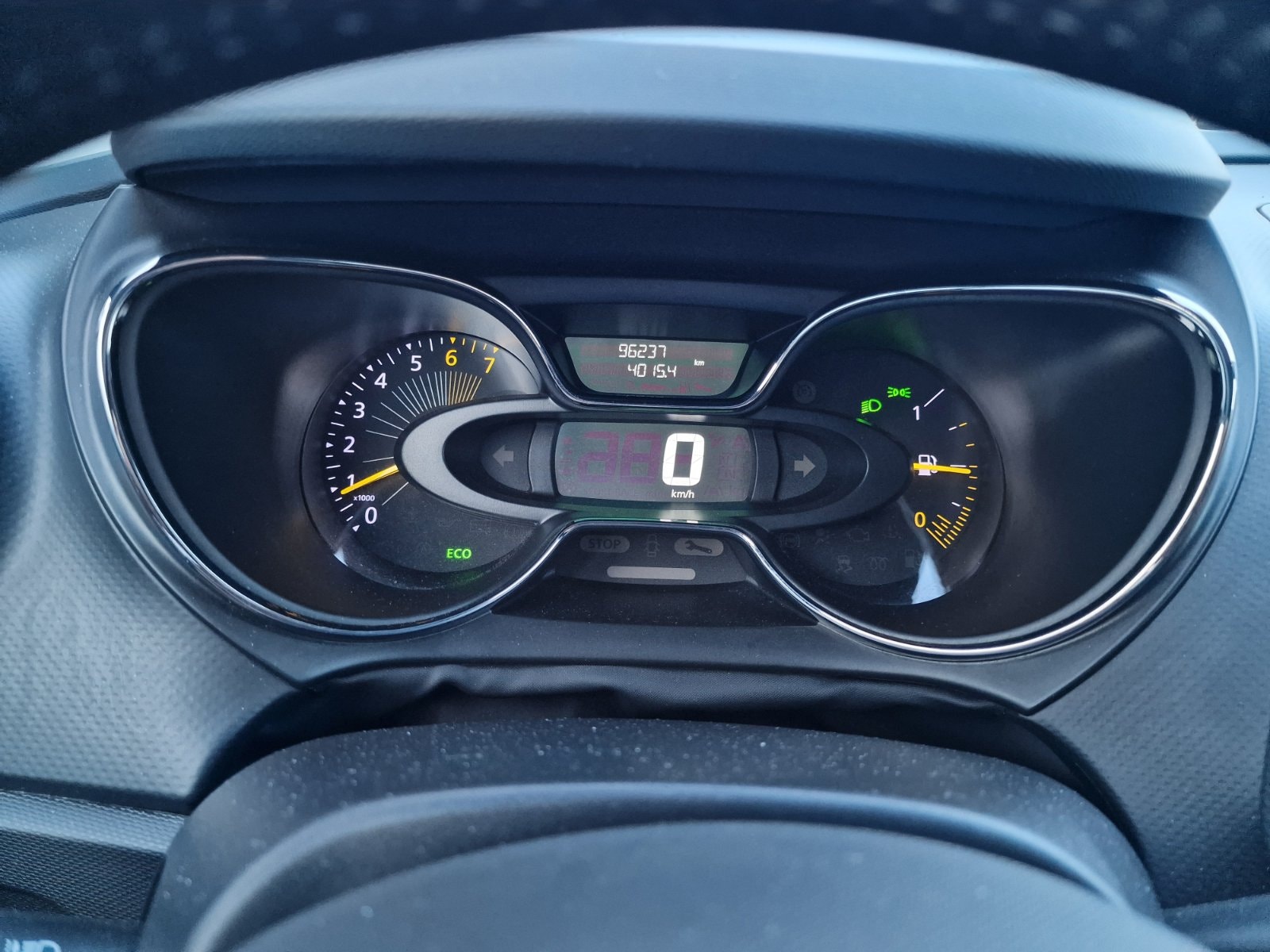 Renault Captur 0.9 TCe Manual, 5-trins, 90ps, 2015
