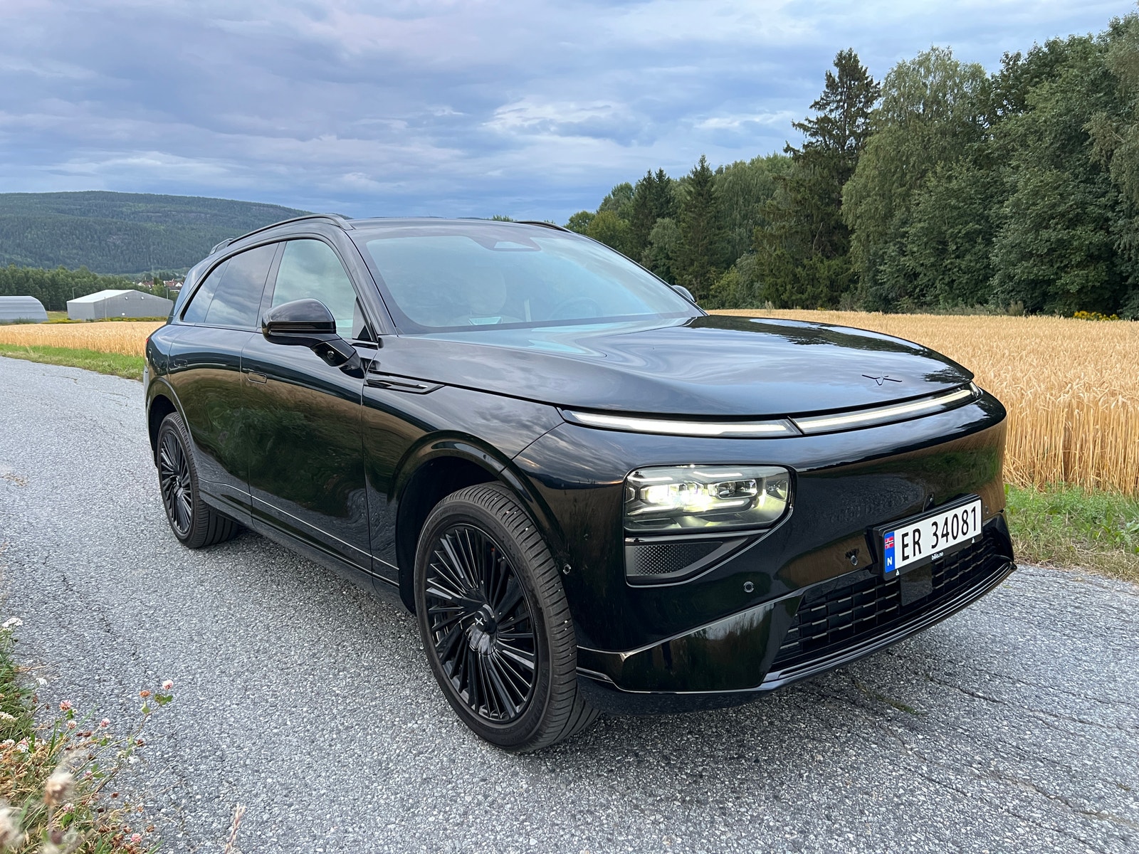 XPENG G9 Performance, 575hp, 2025