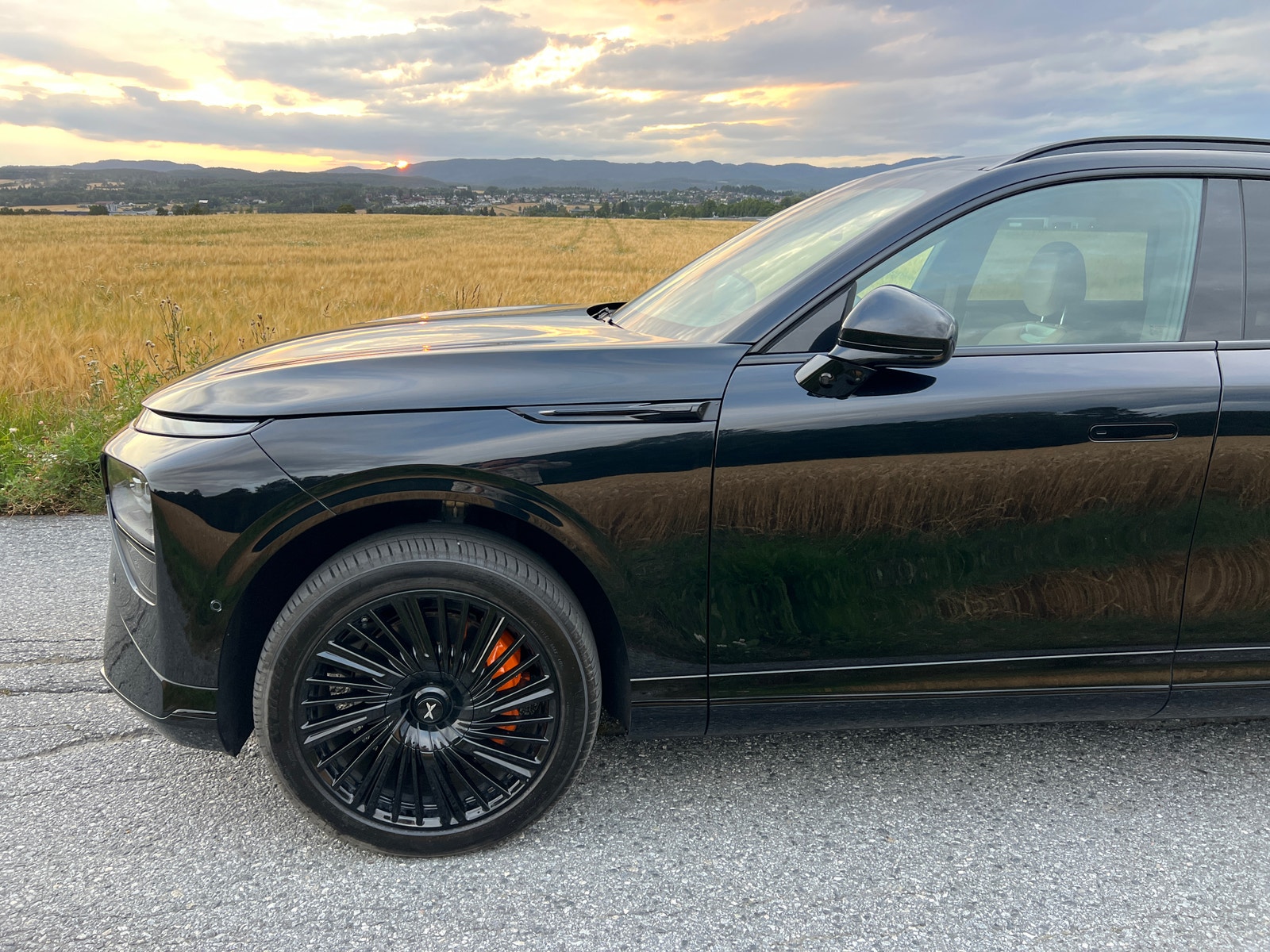 XPENG G9 Performance, 575hp, 2025