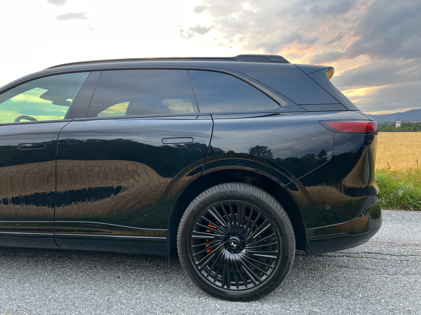 XPENG G9 Performance, 575hp, 2025