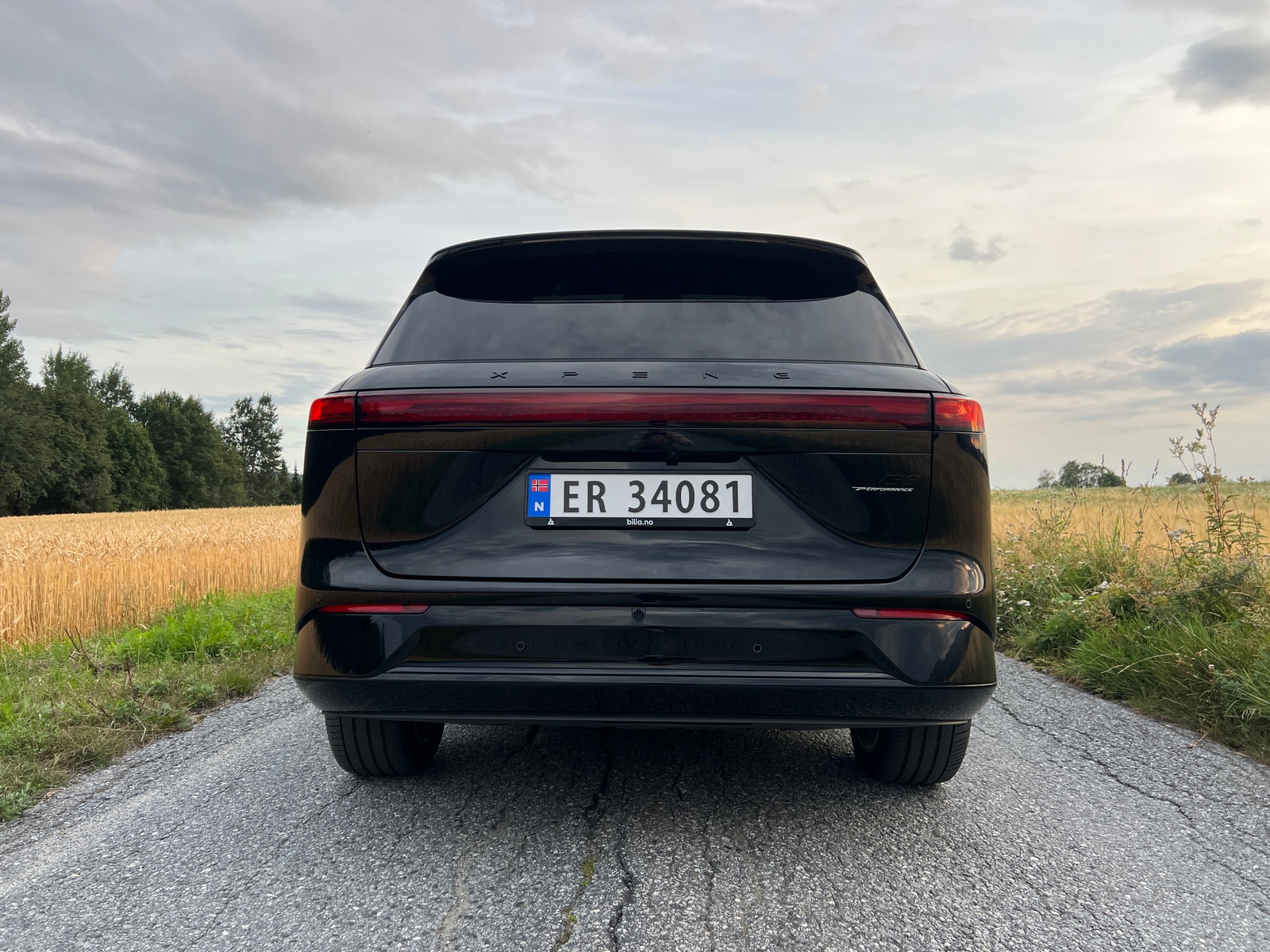 XPENG G9 Performance, 575hp, 2025