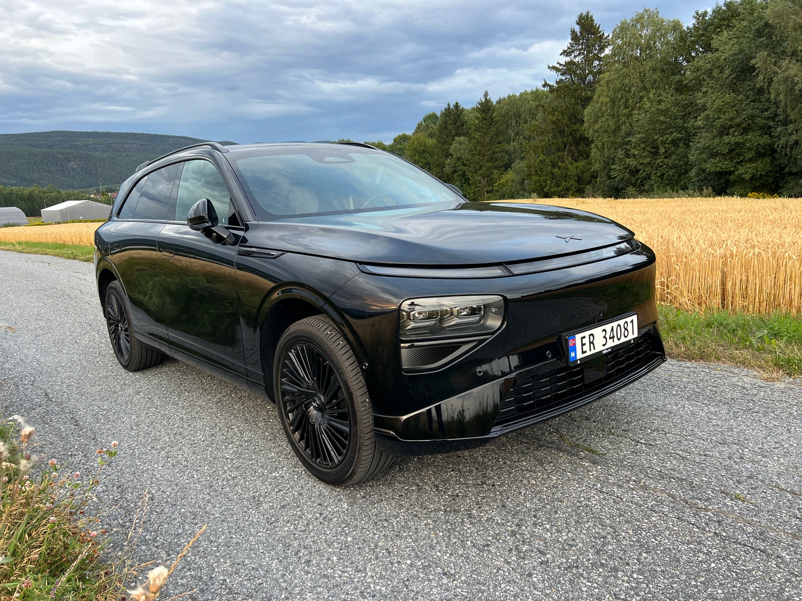 XPENG G9 Performance, 575hp, 2025