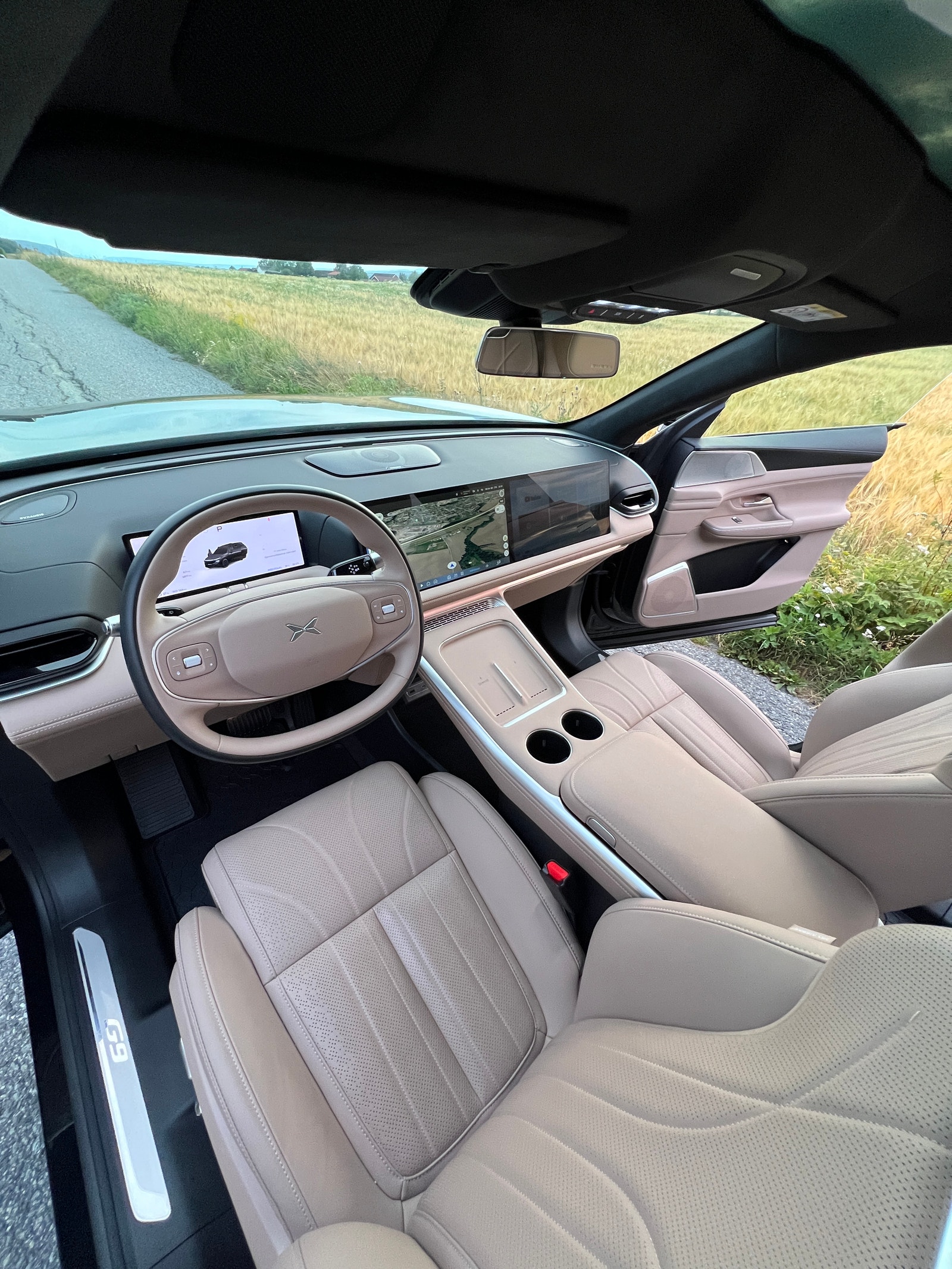 XPENG G9 Performance, 575hp, 2025