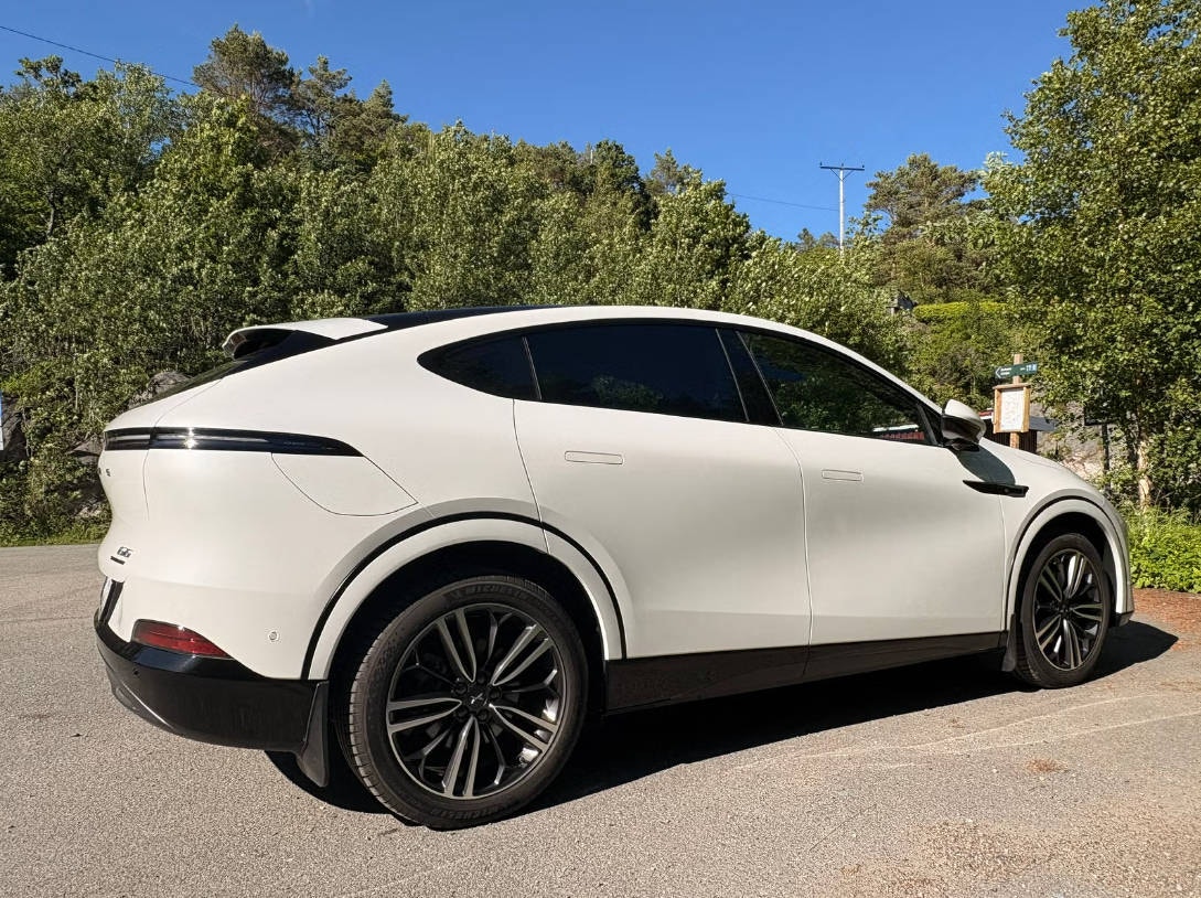 XPENG G6 Performance, 476ps, 2024