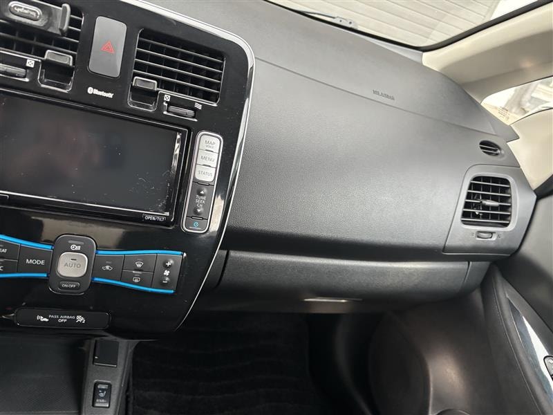Nissan Leaf 30 kWh, 109hp, 2017