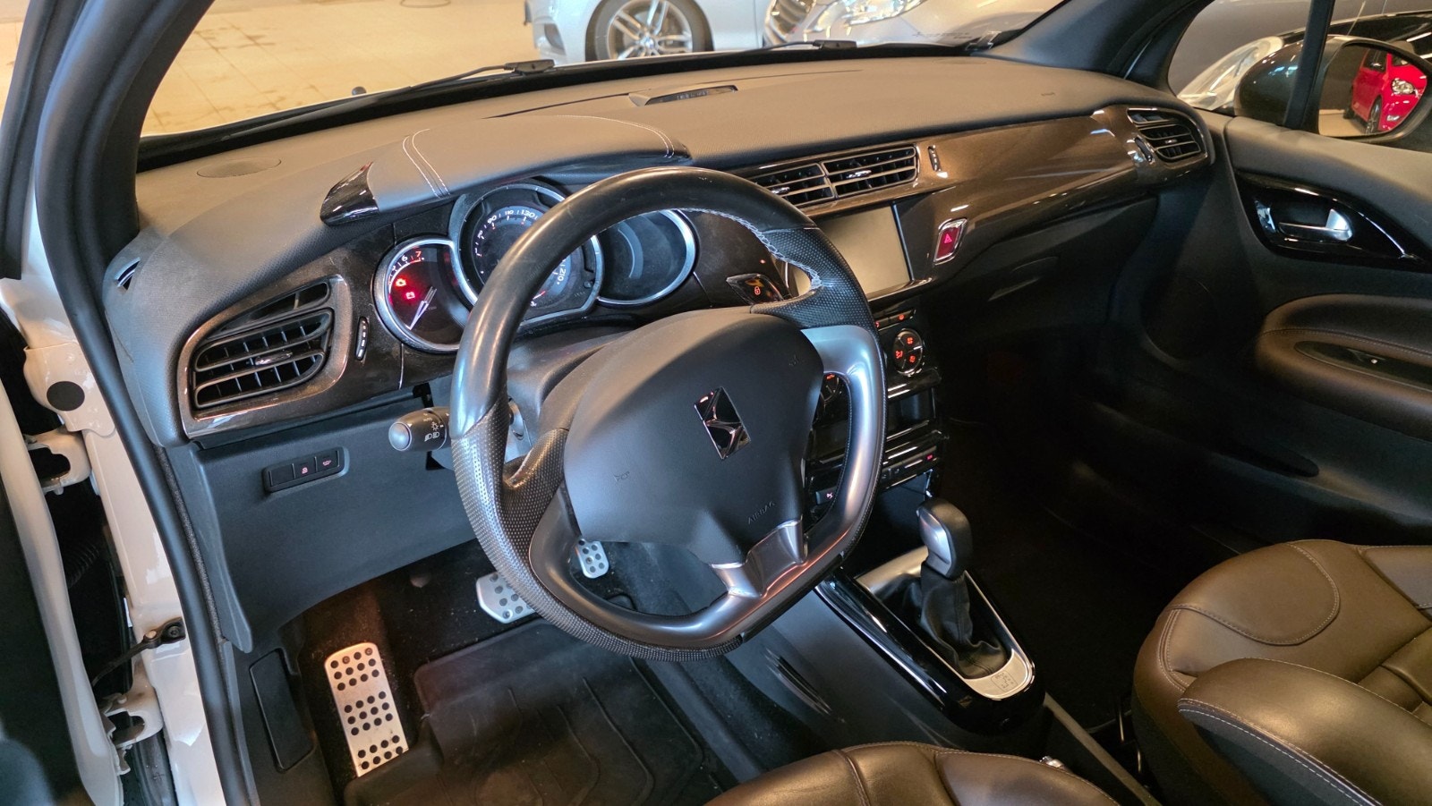 DS 3 1.2 PureTech VTi Automatic, 110hp, 2016