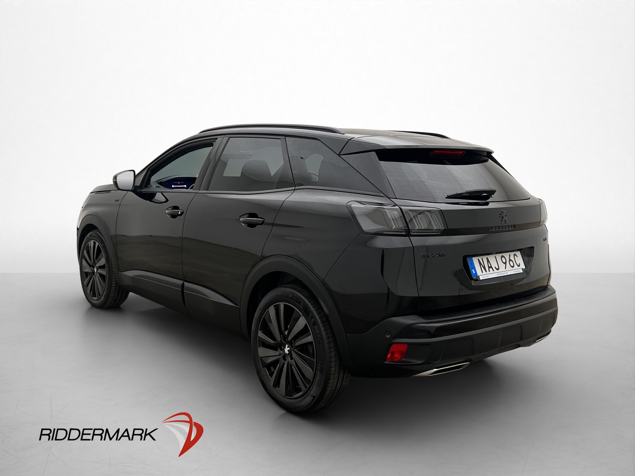Peugeot 3008 1.2 PureTech 130 EAT, 8-trins, 131ps, 2023