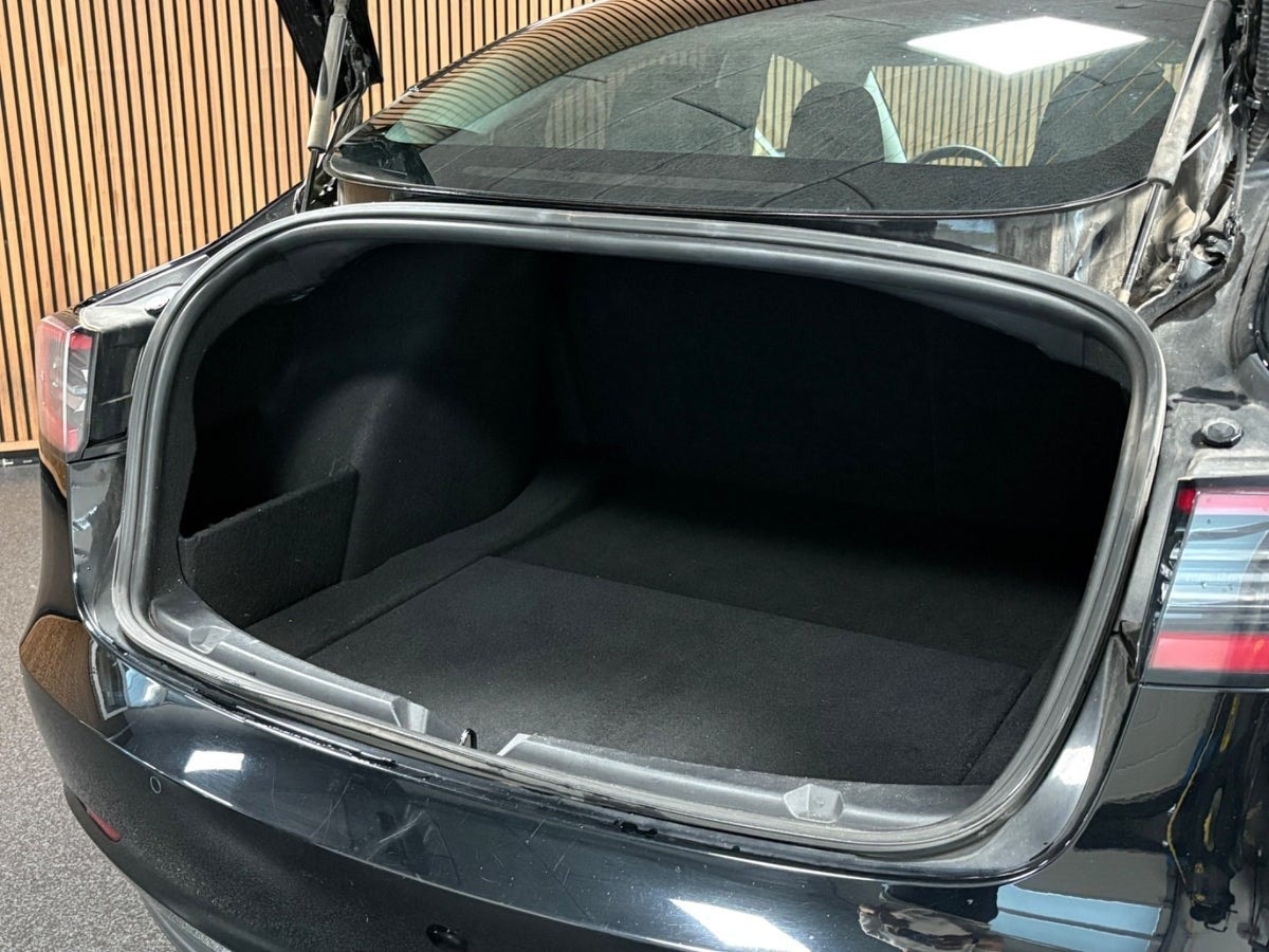 Tesla Model 3 Long Range AWD, 440ps, 2020
