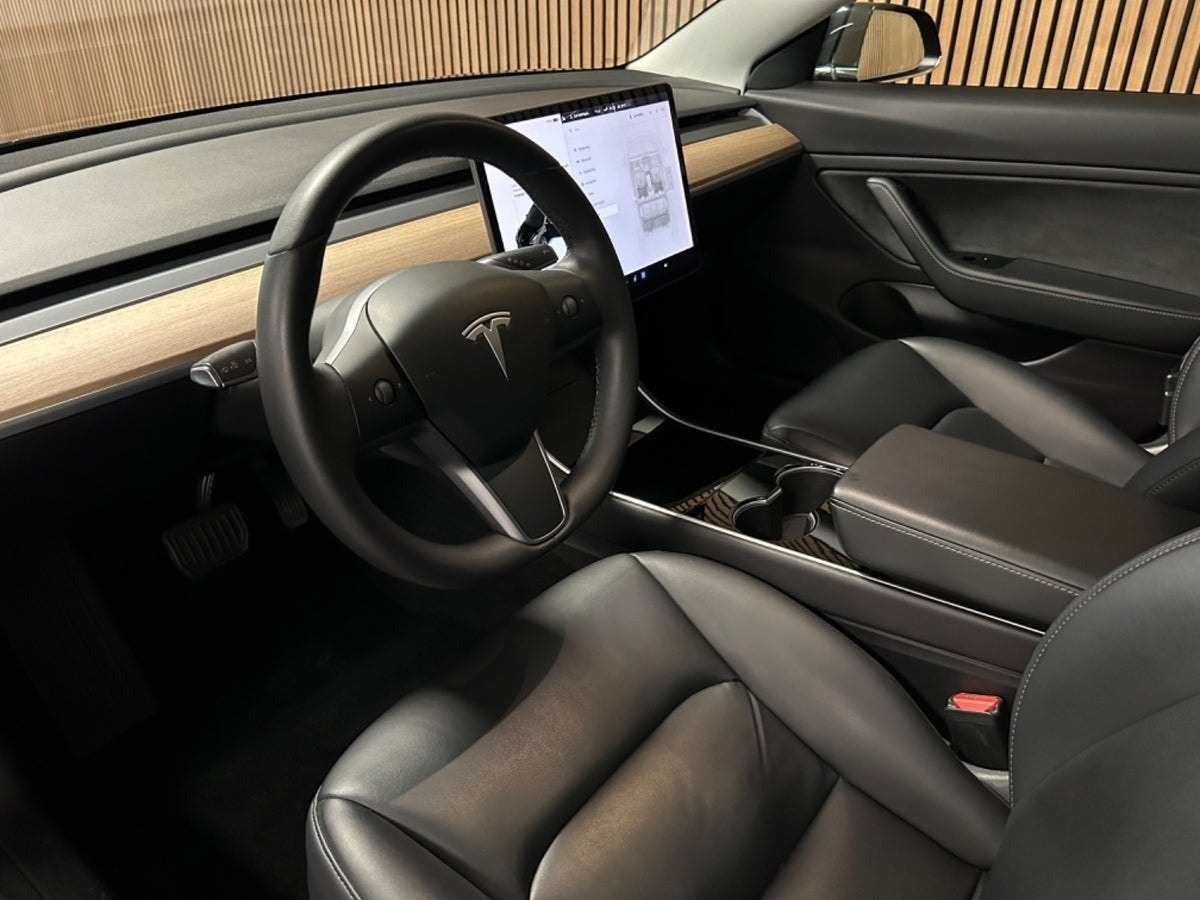 Tesla Model 3 Long Range AWD, 440ps, 2020