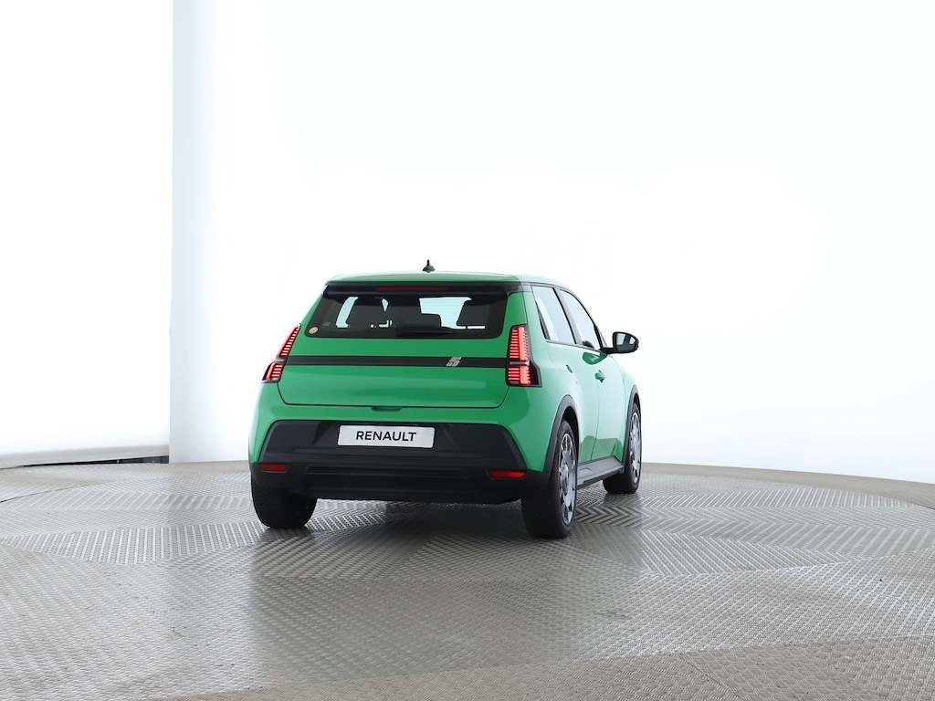 Renault 5 E-Tech 40 kWh, 122hp, 2025