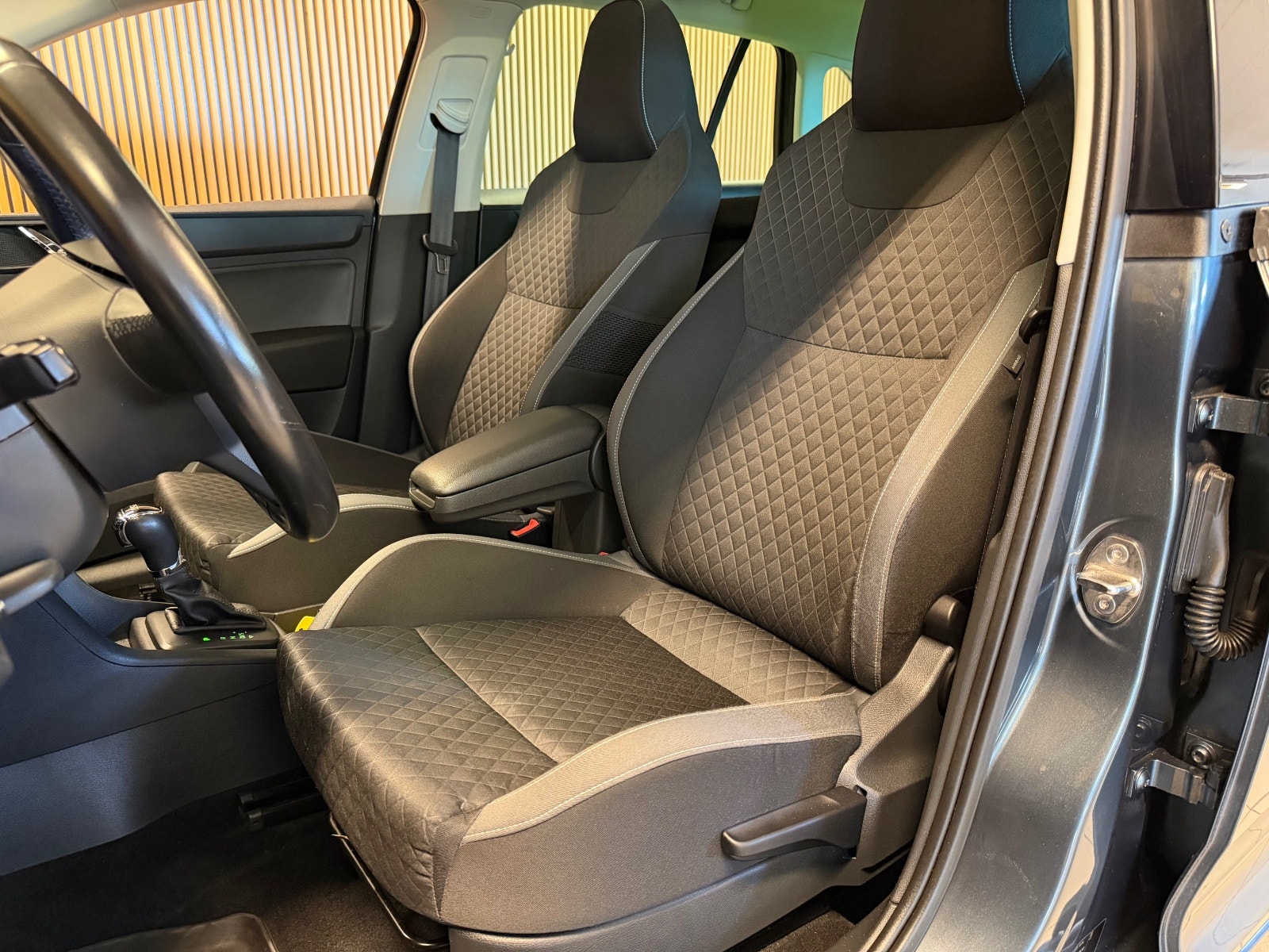Škoda Rapid Spaceback 1.2 TSI DSG Sequential, 7-trins, 90ps, 2016