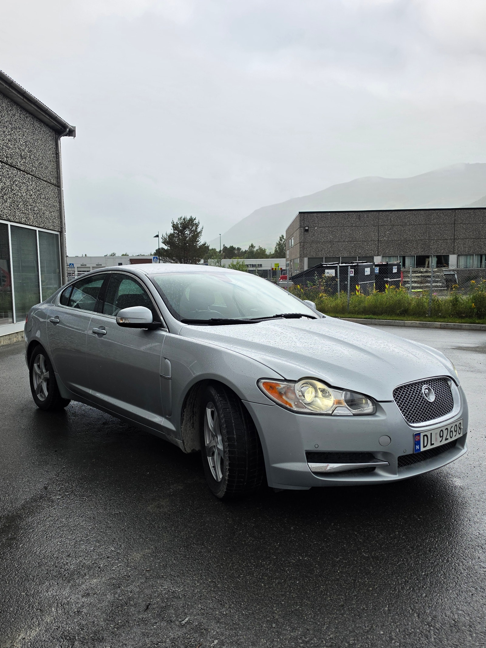 Jaguar XF 2.7 V6 Automatic, 207hp, 2009