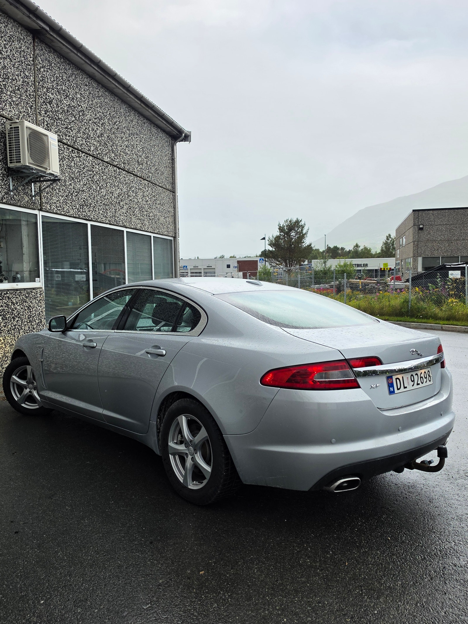 Jaguar XF 2.7 V6 Automatic, 207hp, 2009
