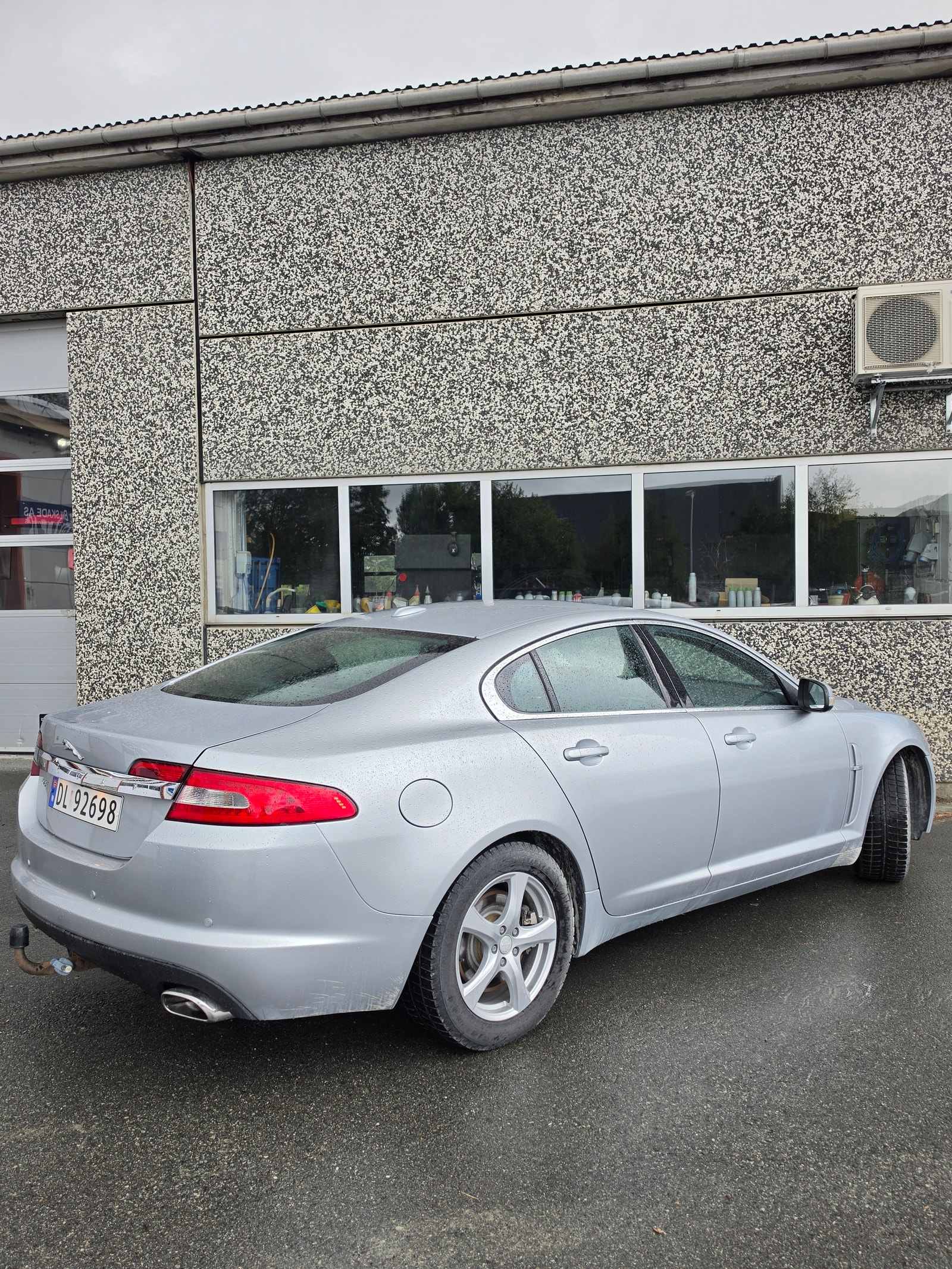 Jaguar XF 2.7 V6 Automatic, 207hp, 2009