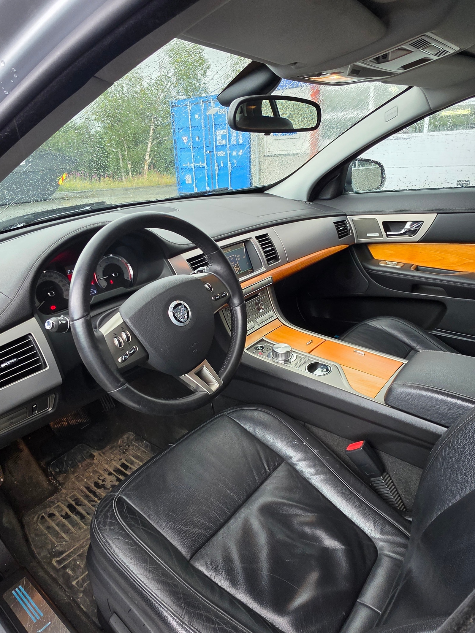 Jaguar XF 2.7 V6 Automatic, 207hp, 2009