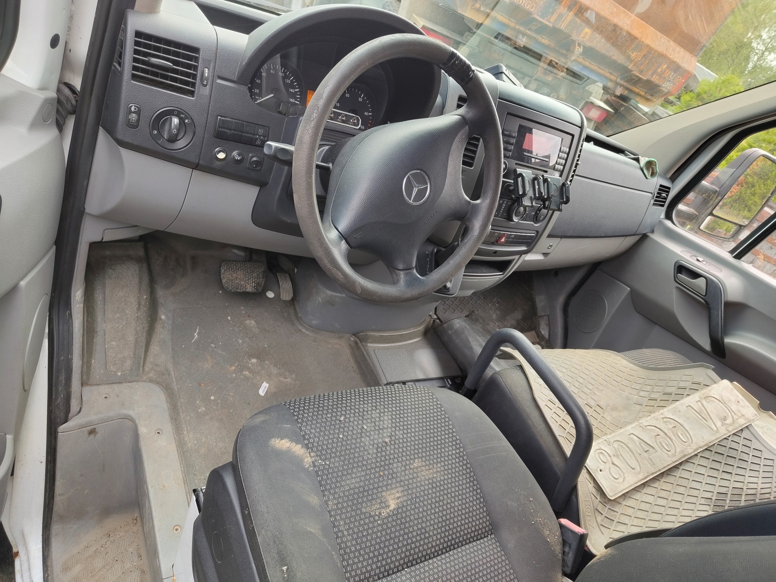 Mercedes-Benz Sprinter 315 CDI Chassis Cab Automatic, 150hp, 2009