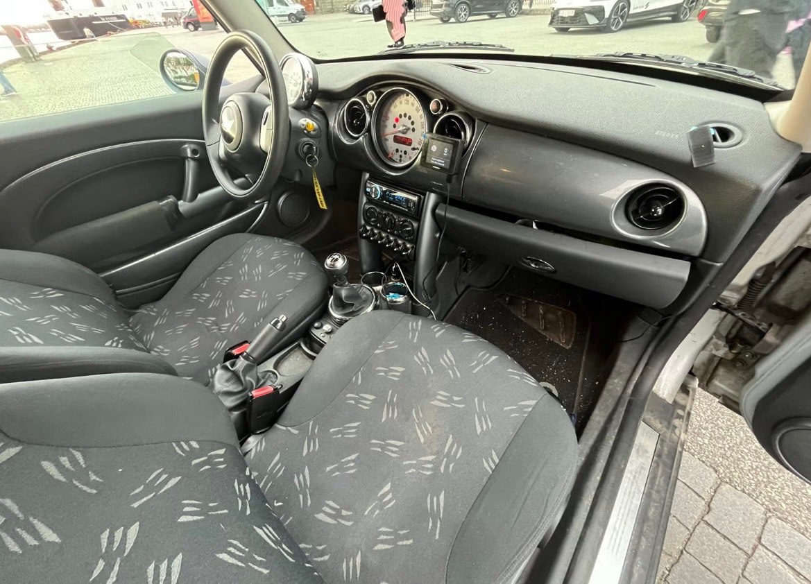 MINI One Manual, 5-trins, 90ps, 2006