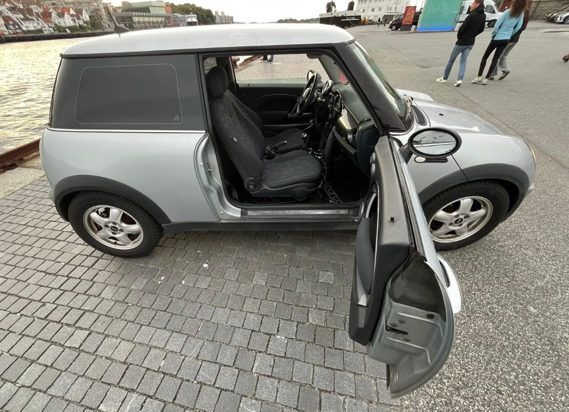 MINI One Manual, 5-trins, 90ps, 2006