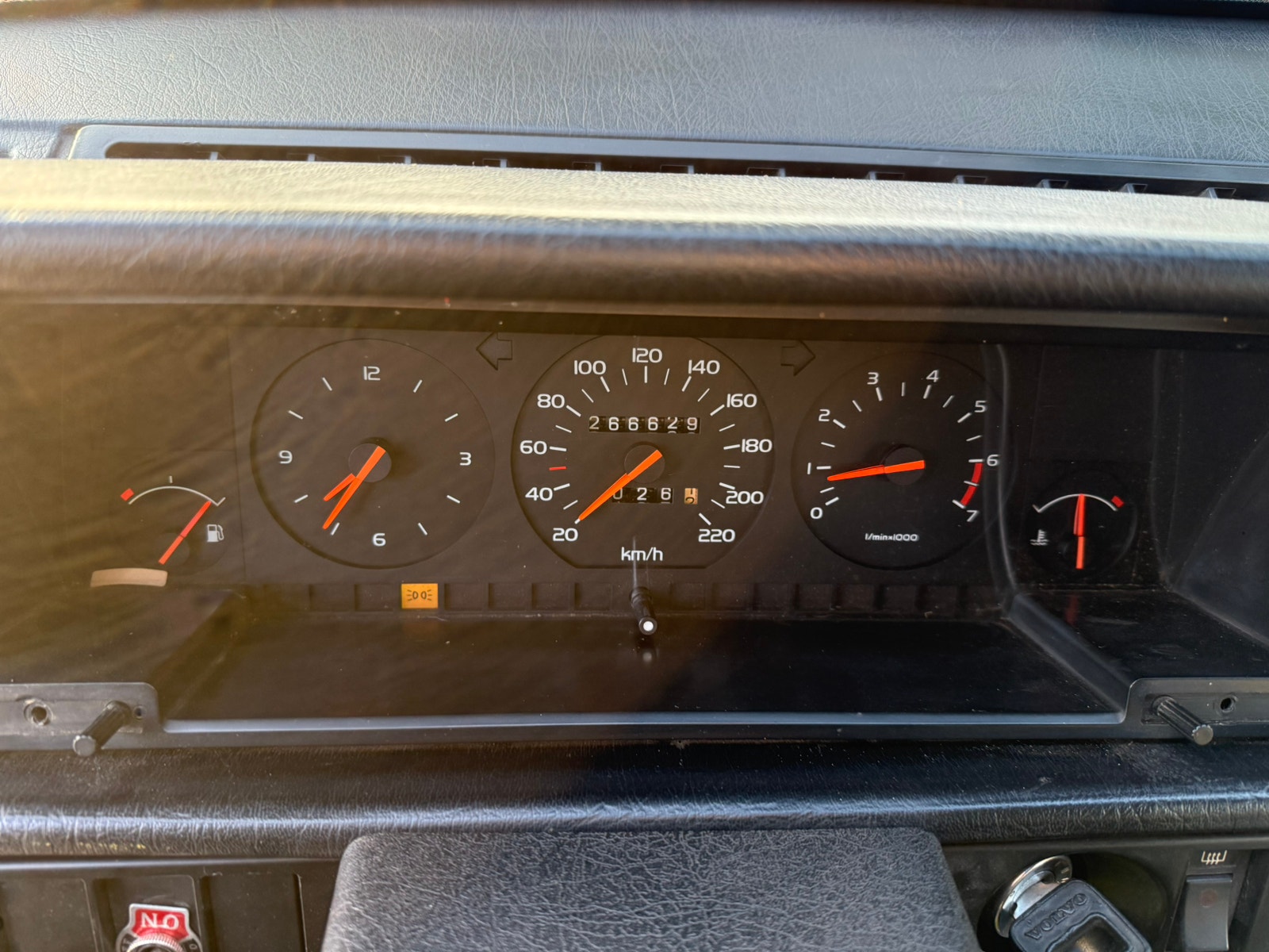 Volvo 740 2.3 Automatic, 4-trins, 115ps, 1990