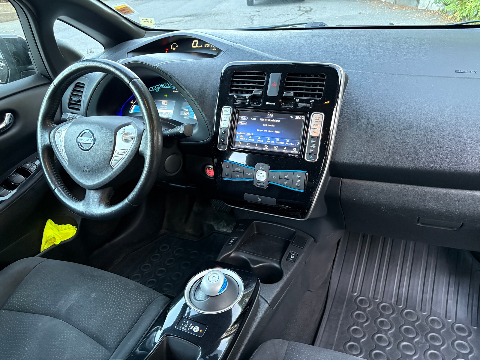 Nissan Leaf 30 kWh, 109hp, 2016