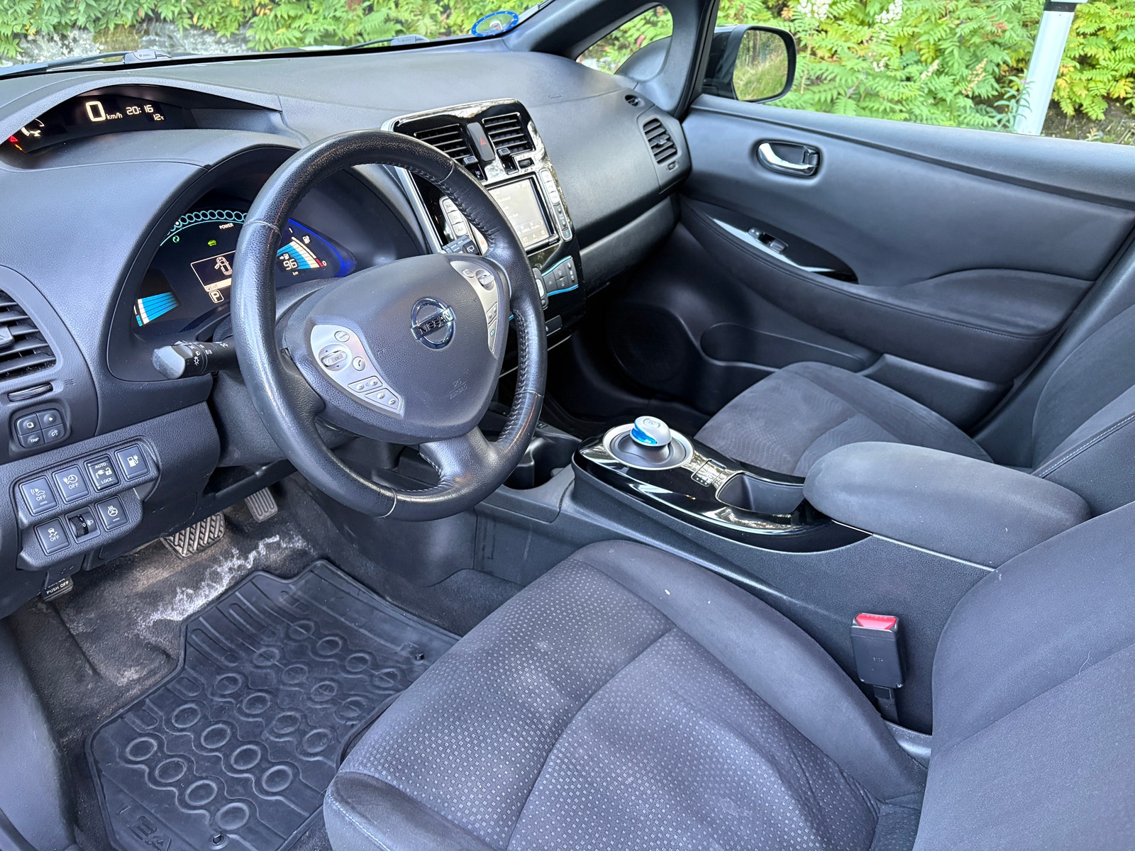 Nissan Leaf 30 kWh, 109hp, 2016