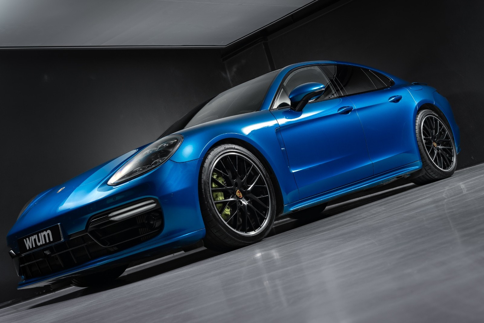 Porsche Panamera 4 E-Hybrid PDK, 462hp, 2017