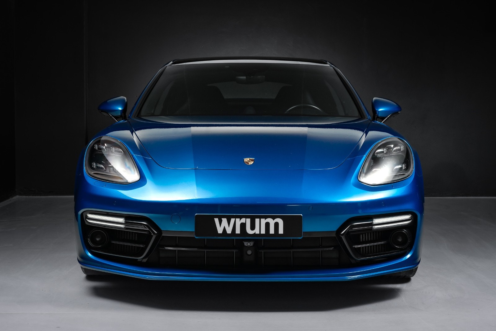 Porsche Panamera 4 E-Hybrid PDK, 462hp, 2017