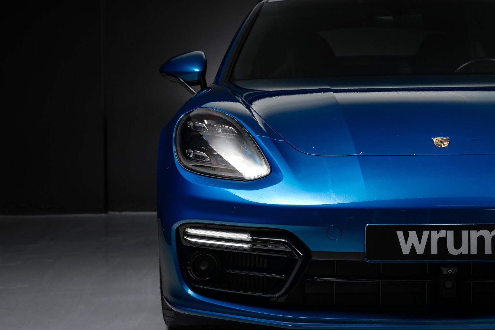 Porsche Panamera 4 E-Hybrid PDK, 462hp, 2017