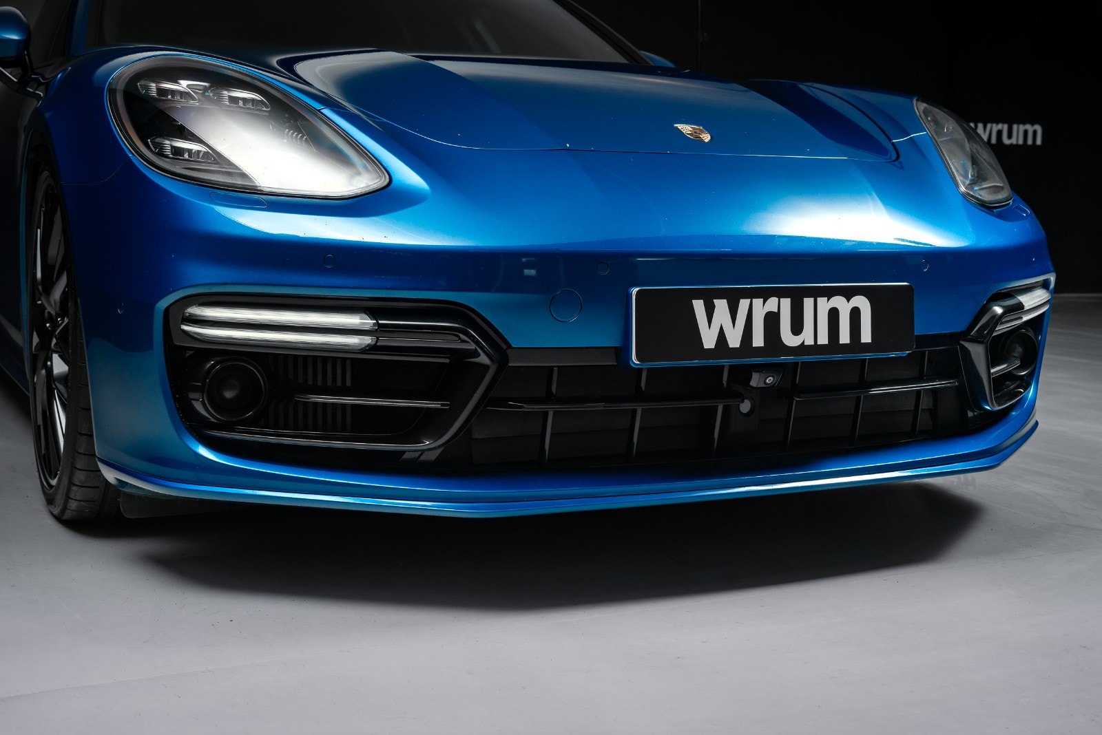 Porsche Panamera 4 E-Hybrid PDK, 462hp, 2017