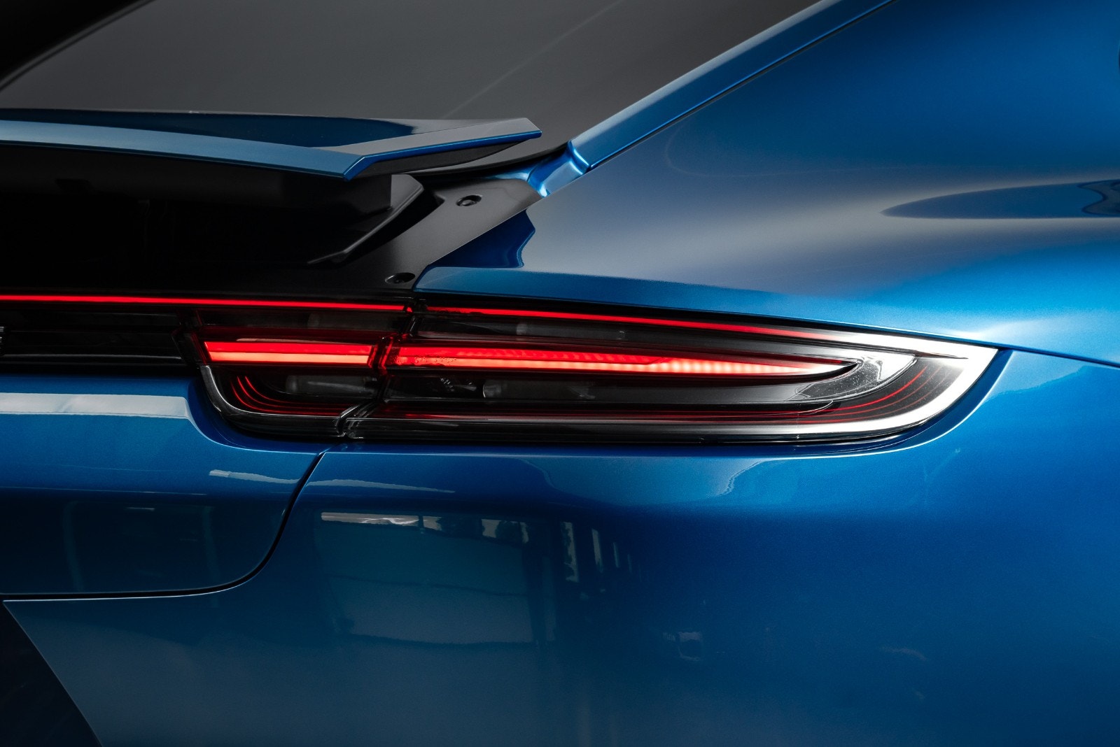 Porsche Panamera 4 E-Hybrid PDK, 462hp, 2017