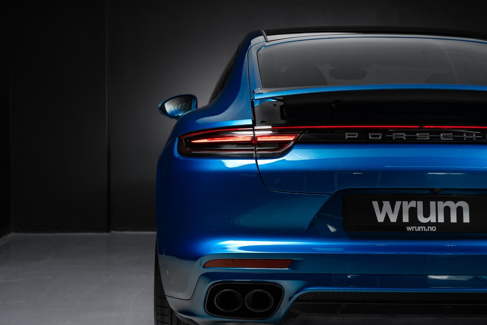 Porsche Panamera 4 E-Hybrid PDK, 462hp, 2017