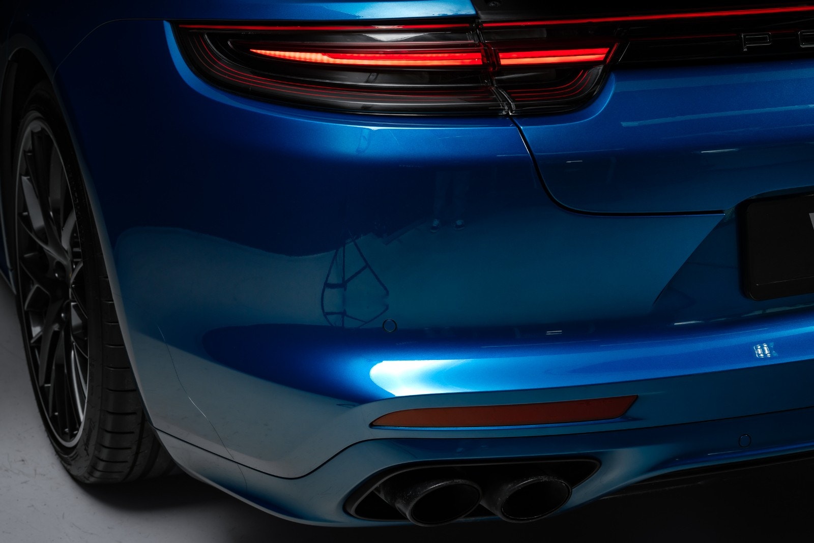 Porsche Panamera 4 E-Hybrid PDK, 462hp, 2017