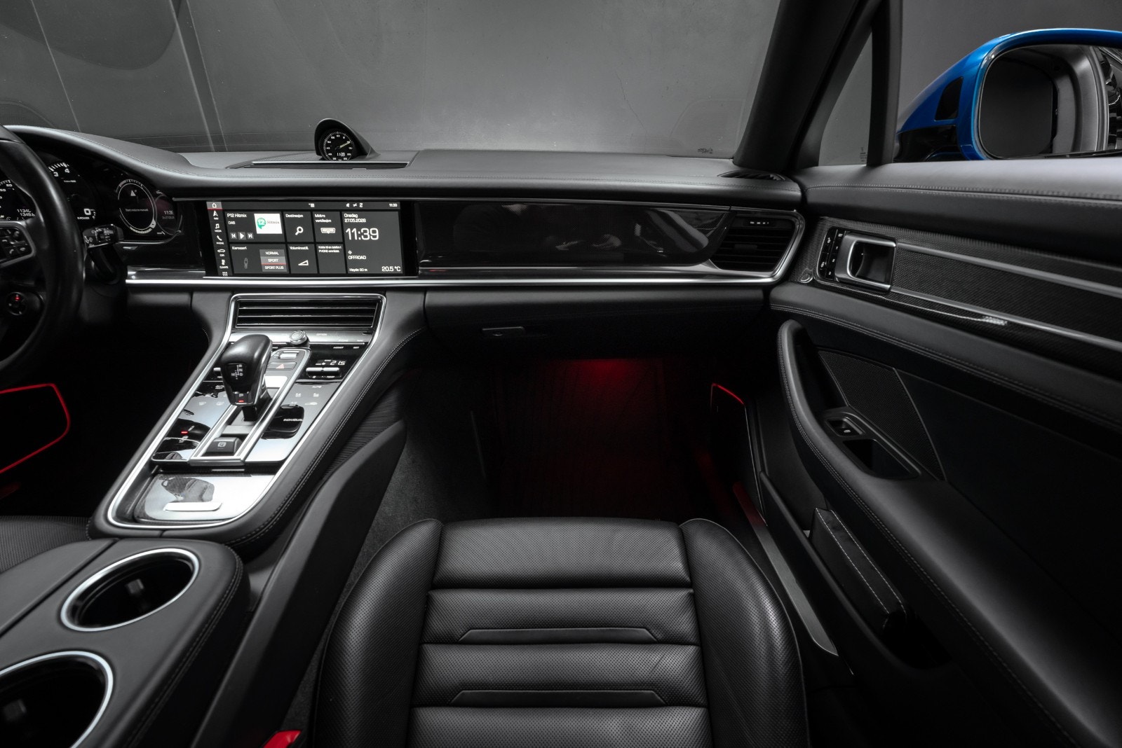 Porsche Panamera 4 E-Hybrid PDK, 462hp, 2017