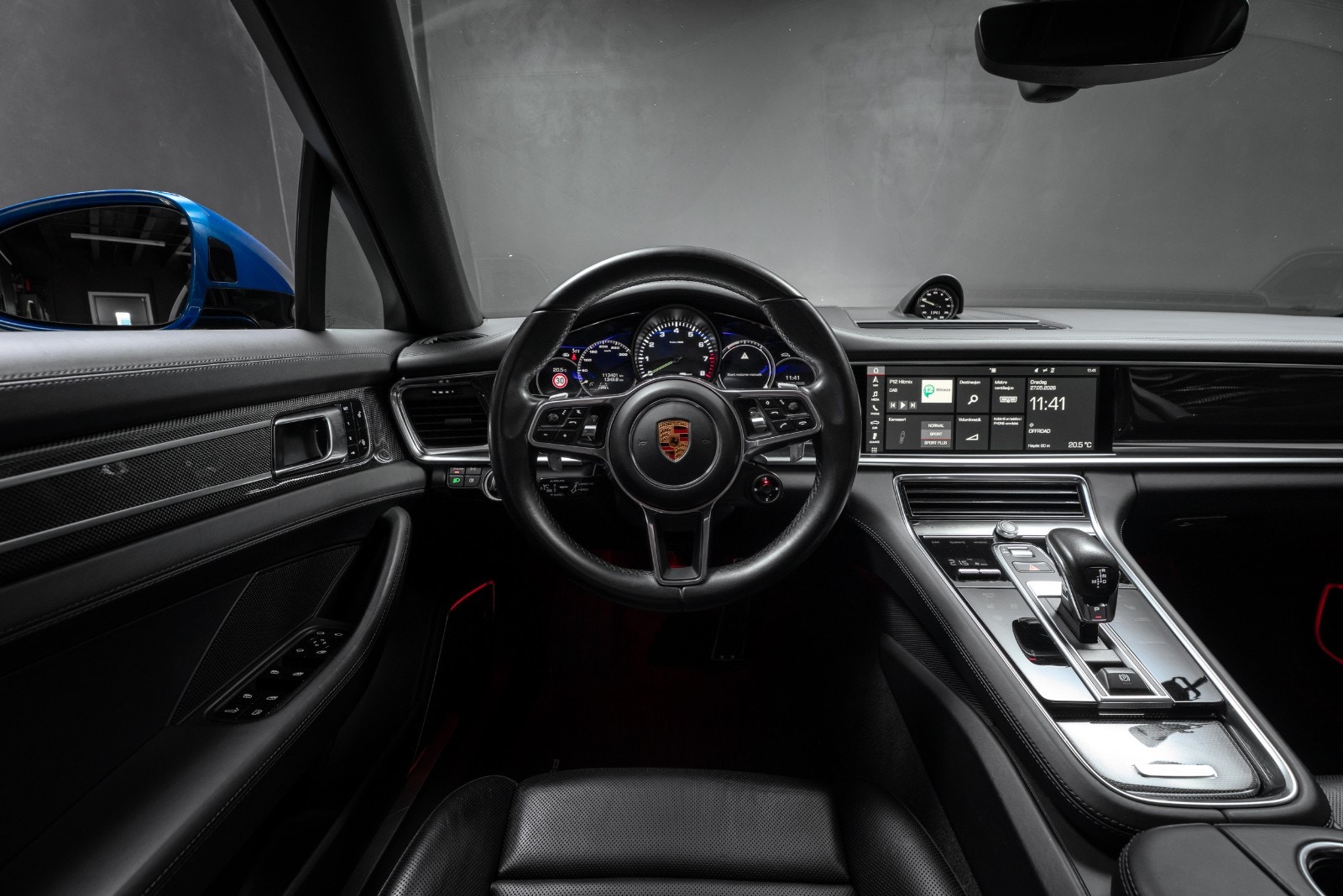 Porsche Panamera 4 E-Hybrid PDK, 462hp, 2017
