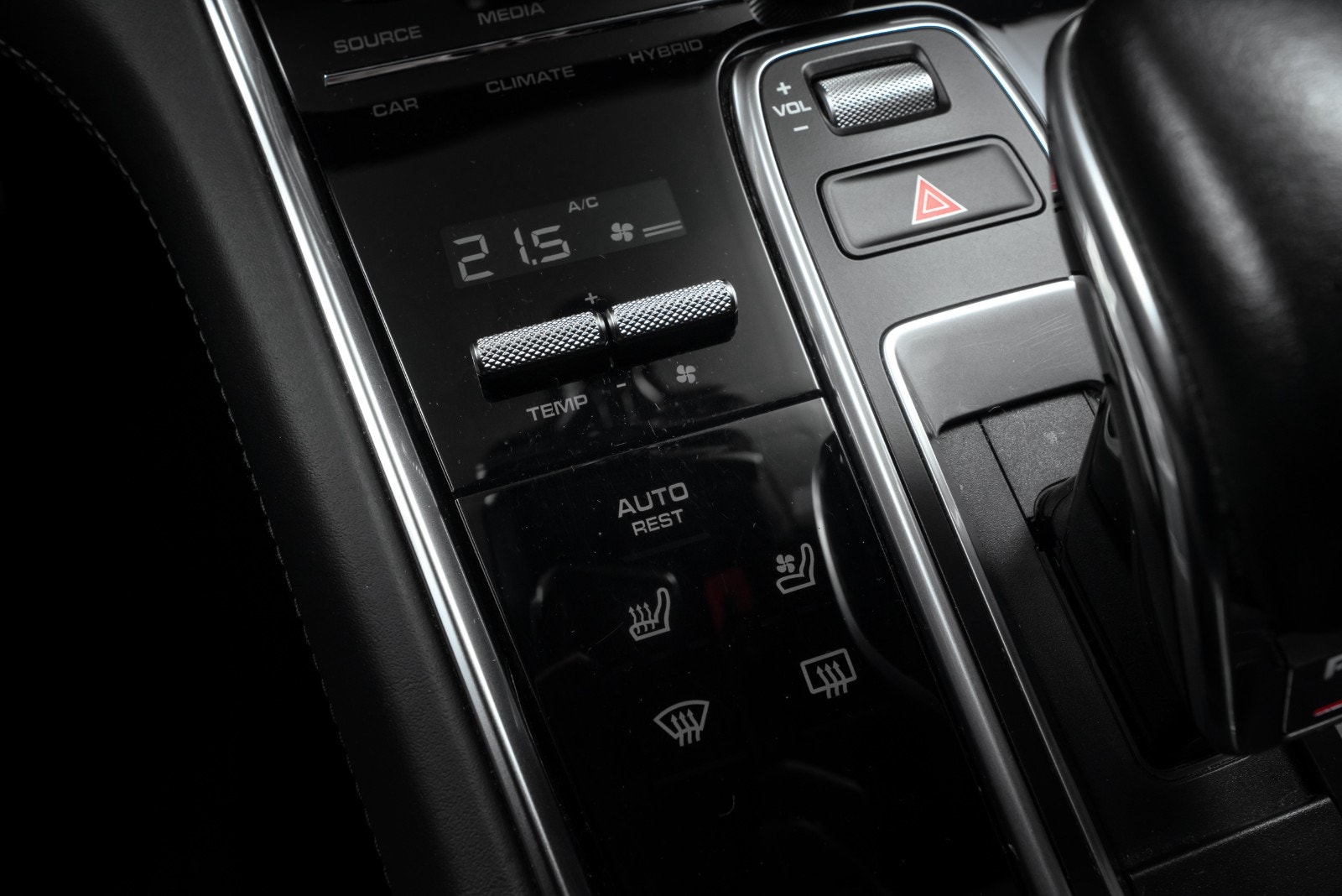 Porsche Panamera 4 E-Hybrid PDK, 462hp, 2017