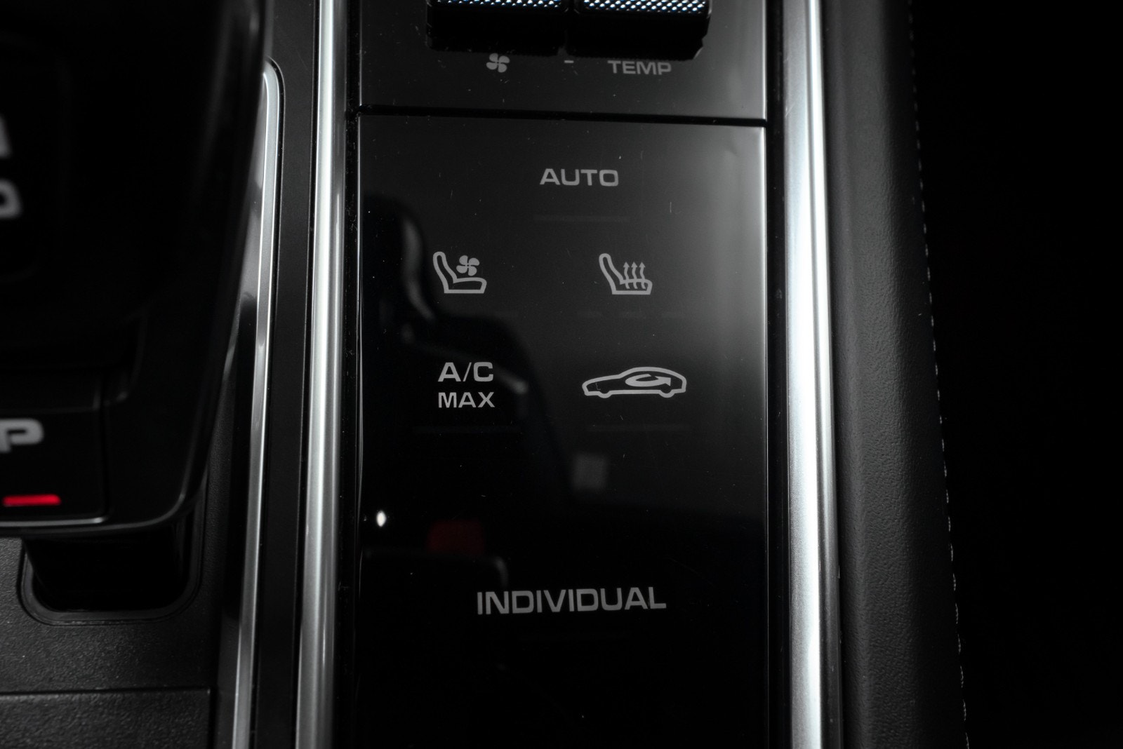 Porsche Panamera 4 E-Hybrid PDK, 462hp, 2017