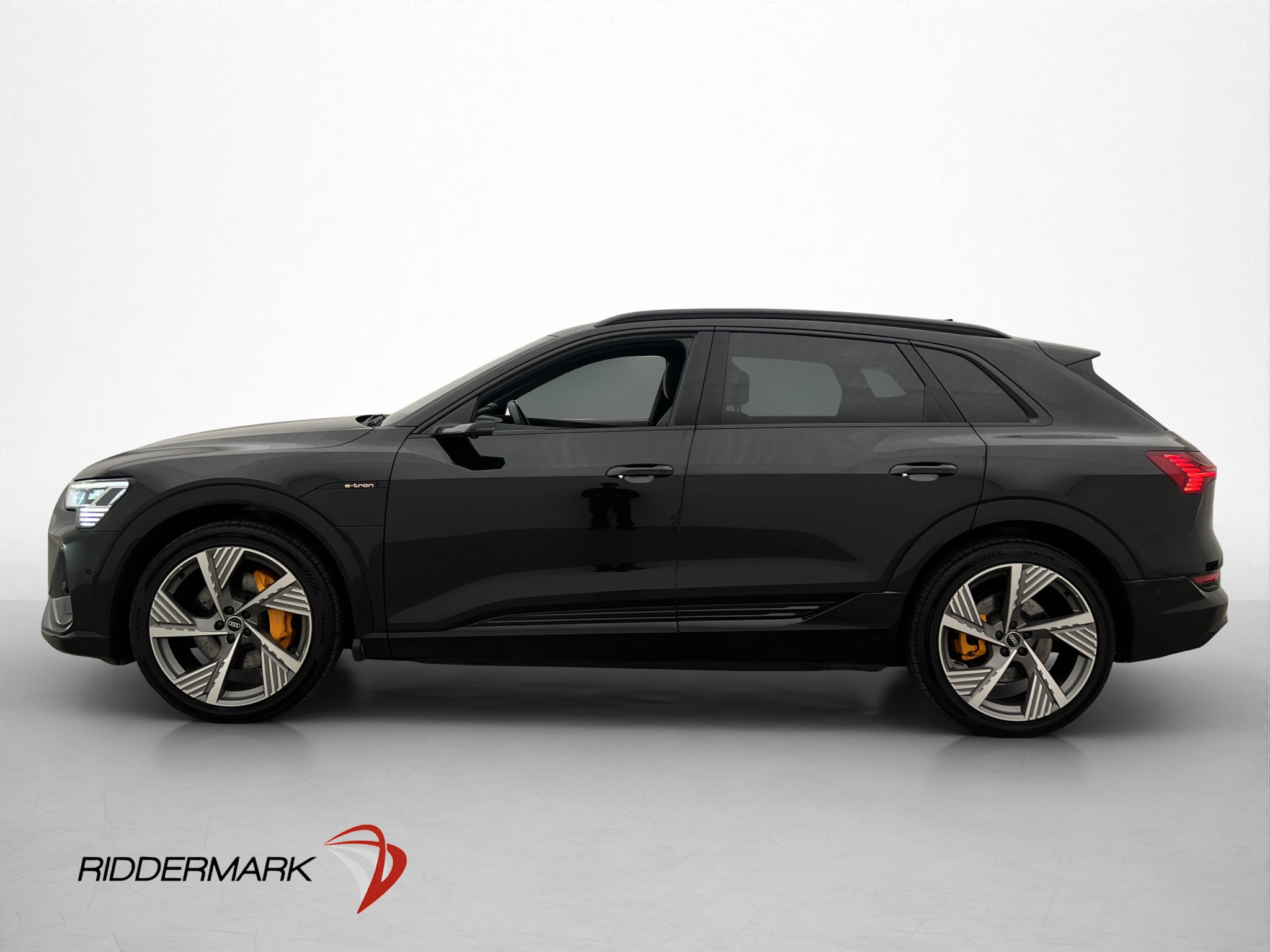 Audi e-tron 55 quattro, 408ps, 2021