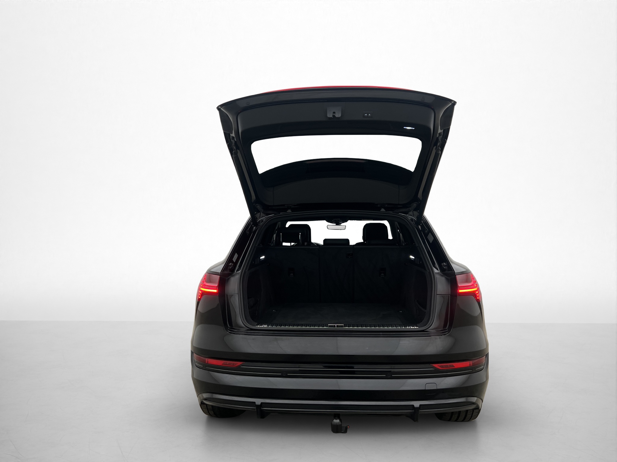 Audi e-tron 55 quattro, 408ps, 2021