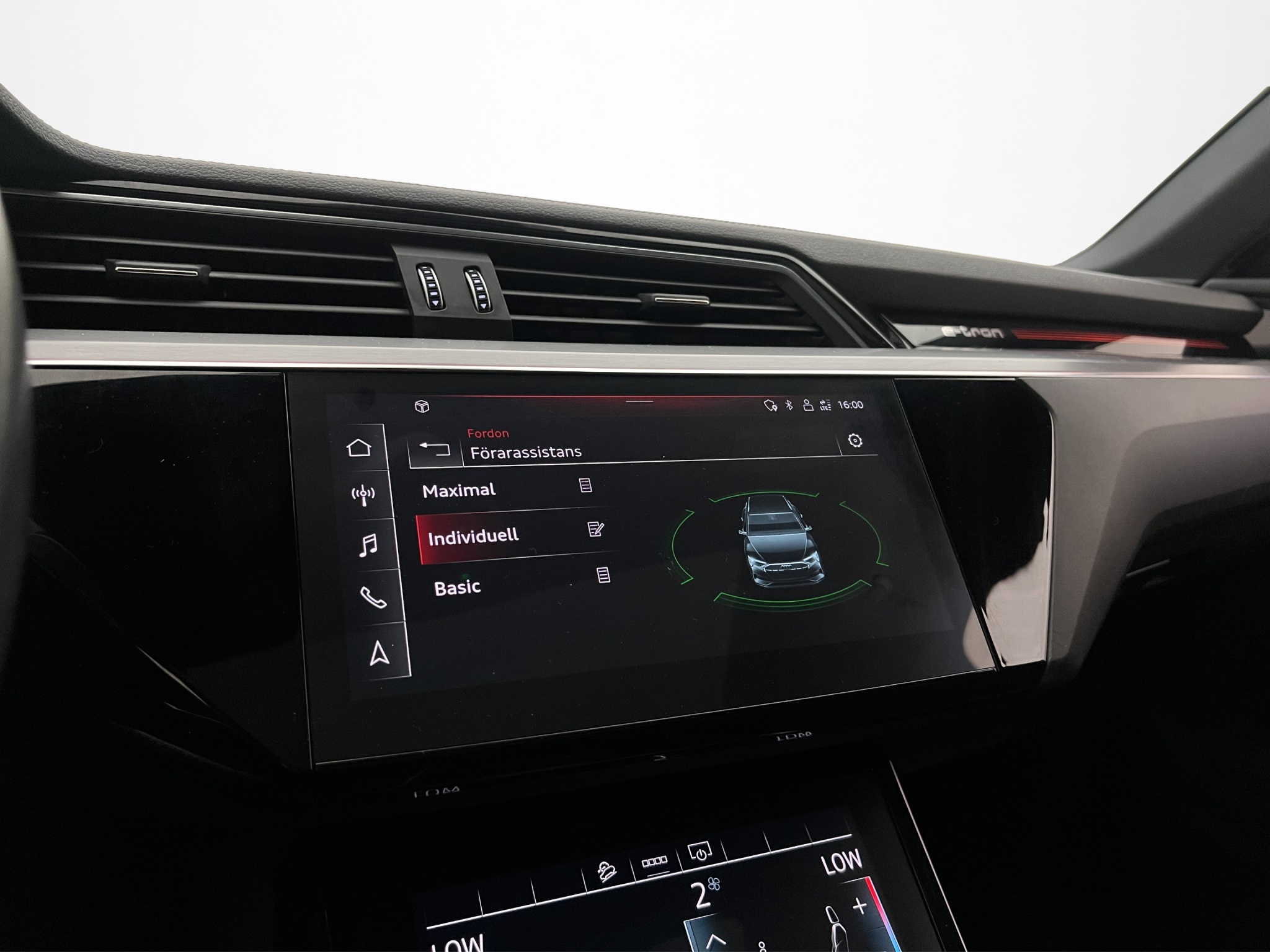 Audi e-tron 55 quattro, 408ps, 2021