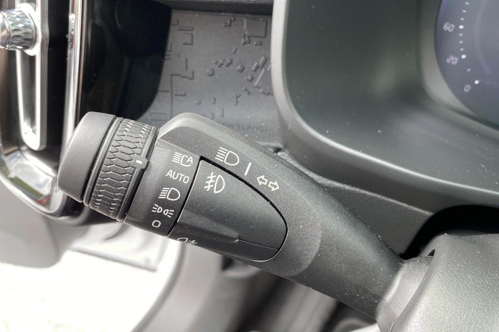 Volvo EX40 Single Motor Extended Range, 252ps, 2026