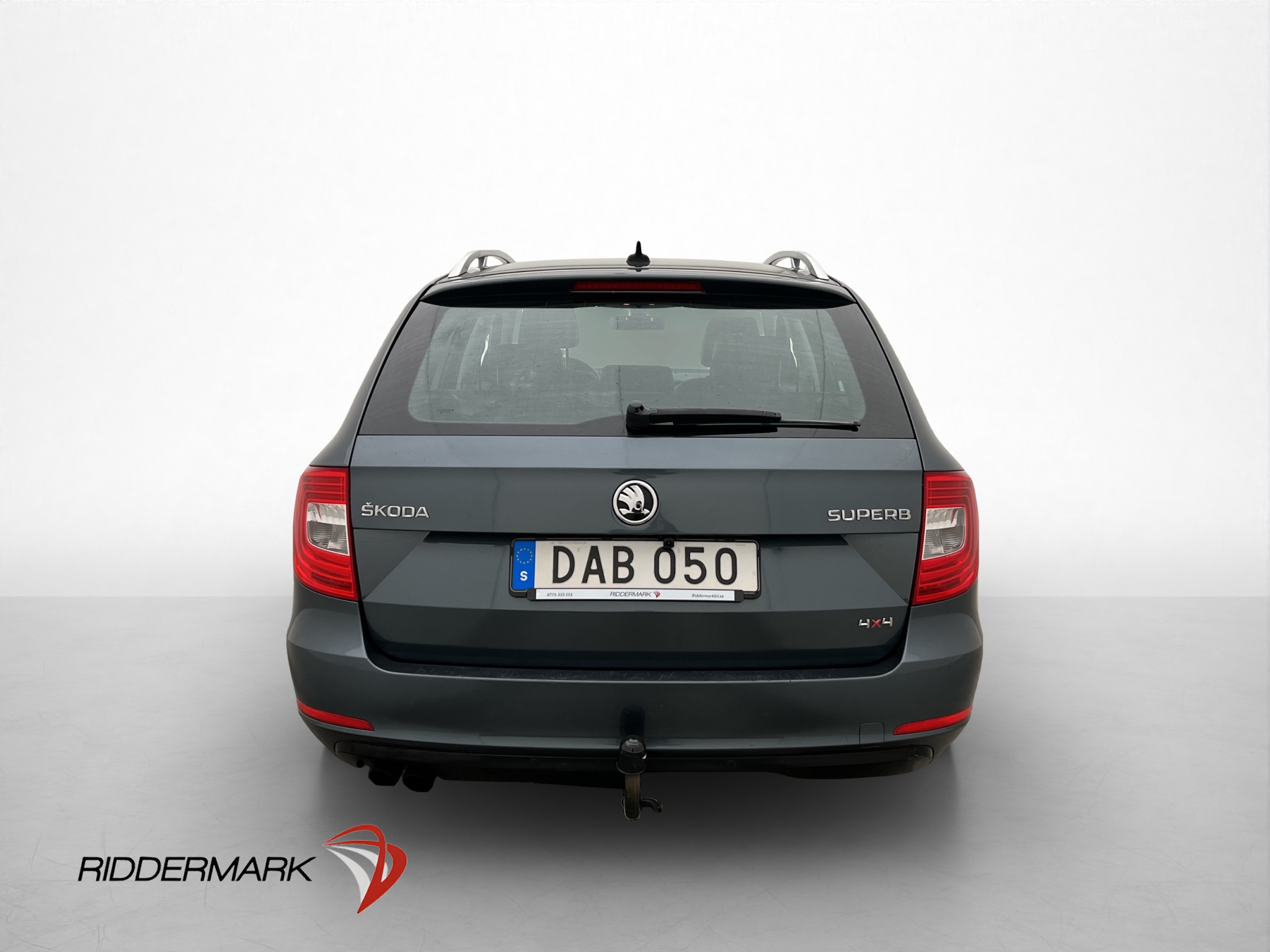 Škoda Superb Combi 2.0 TDI 4x4 DSG Sequential, 6-trins, 170ps, 2015