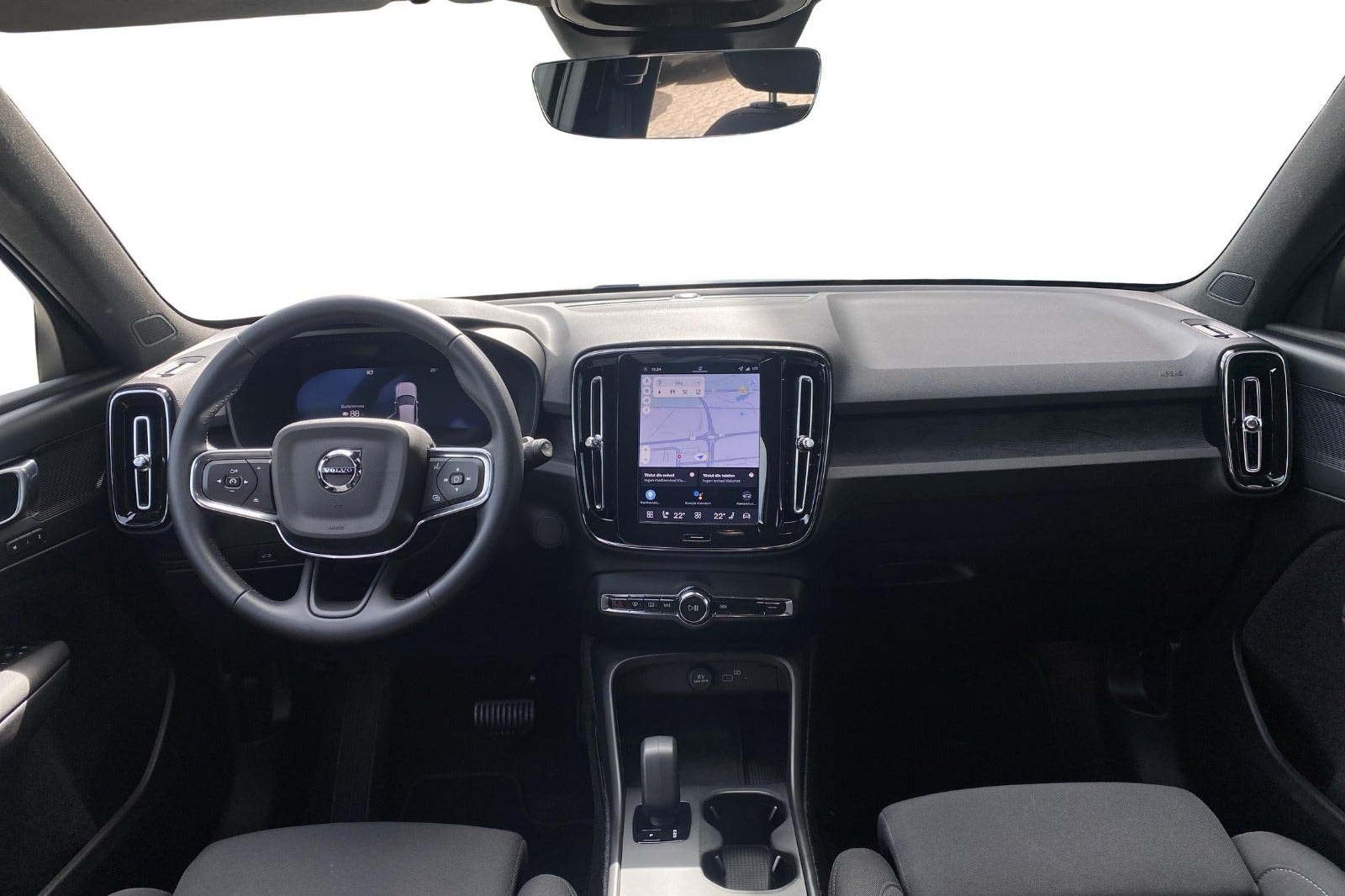 Volvo EX40 Single Motor Extended Range, 252ps, 2026
