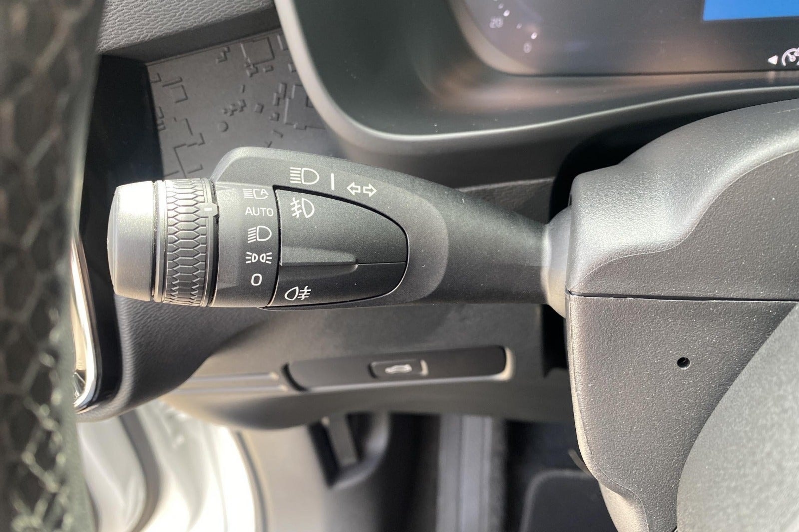 Volvo EX40 Single Motor Extended Range, 252ps, 2026