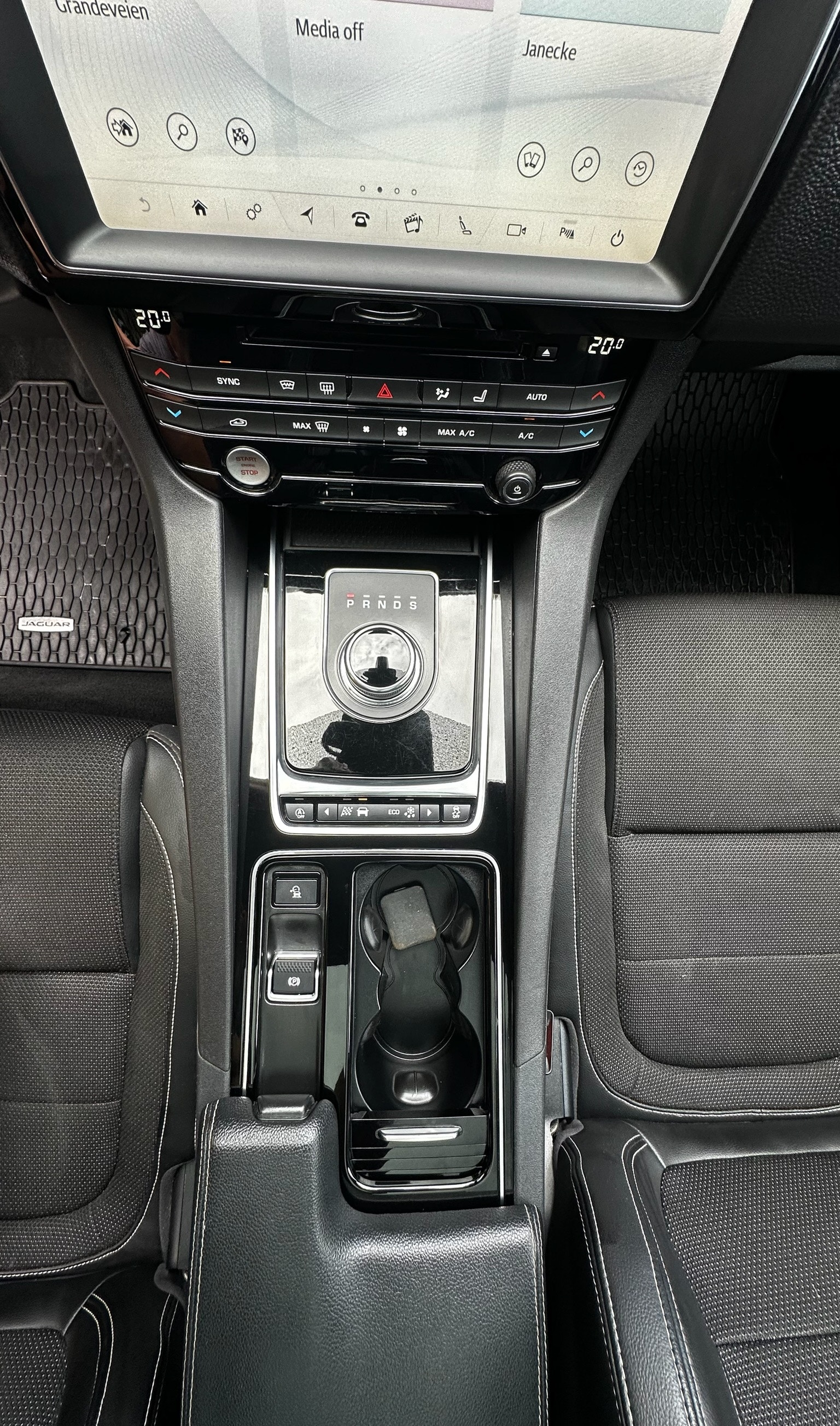 Jaguar F-Pace 20d AWD Automatic, 8-trins, 180ps, 2018