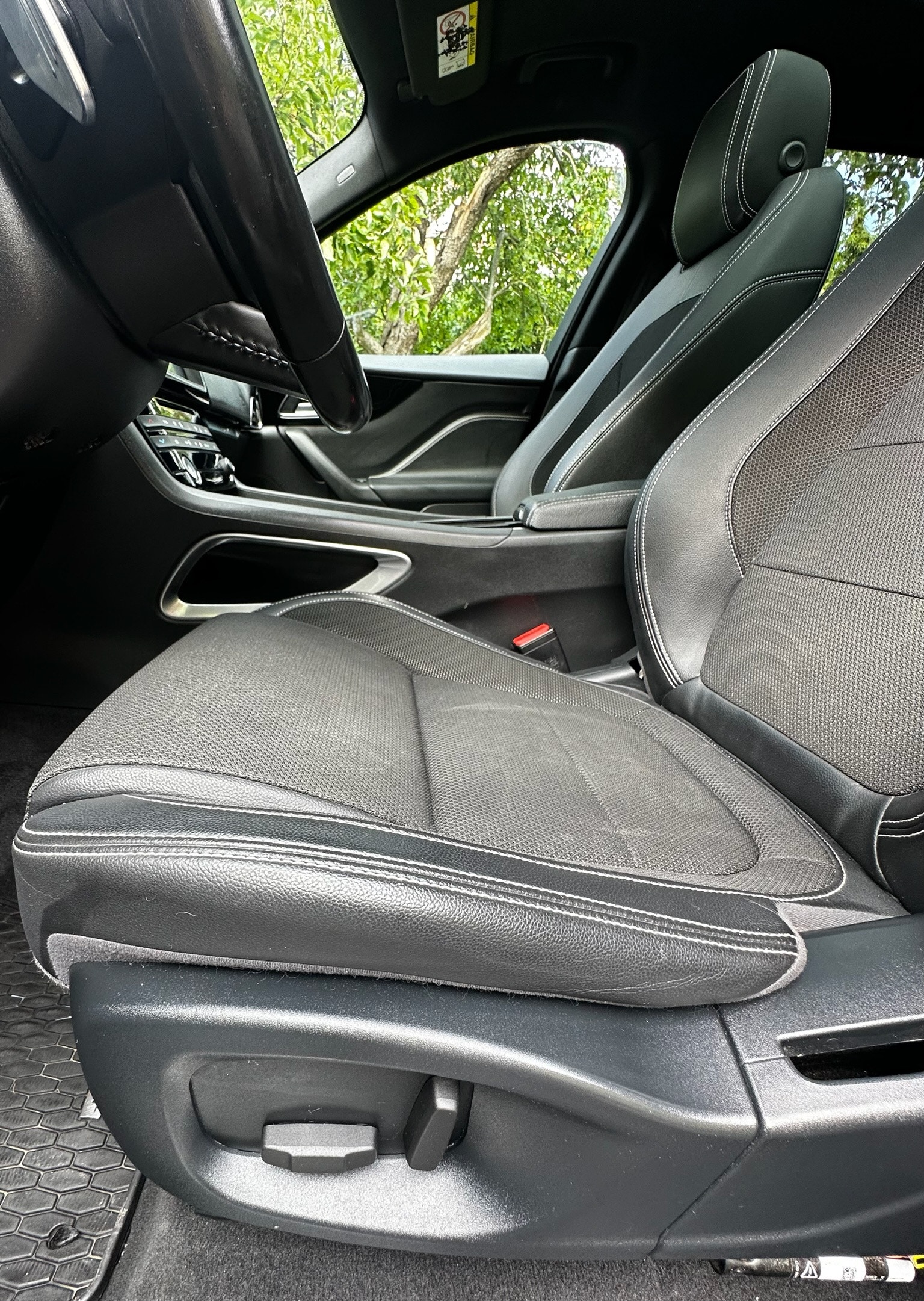 Jaguar F-Pace 20d AWD Automatic, 8-trins, 180ps, 2018