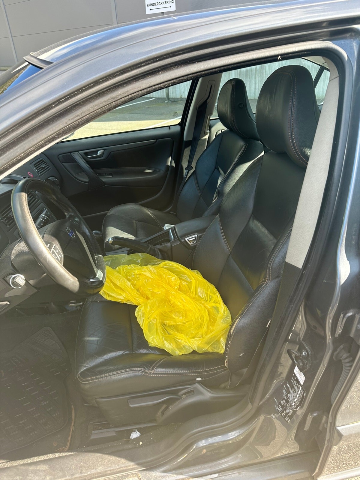 Volvo S60 2.4D Manual, 5-trins, 126ps, 2008
