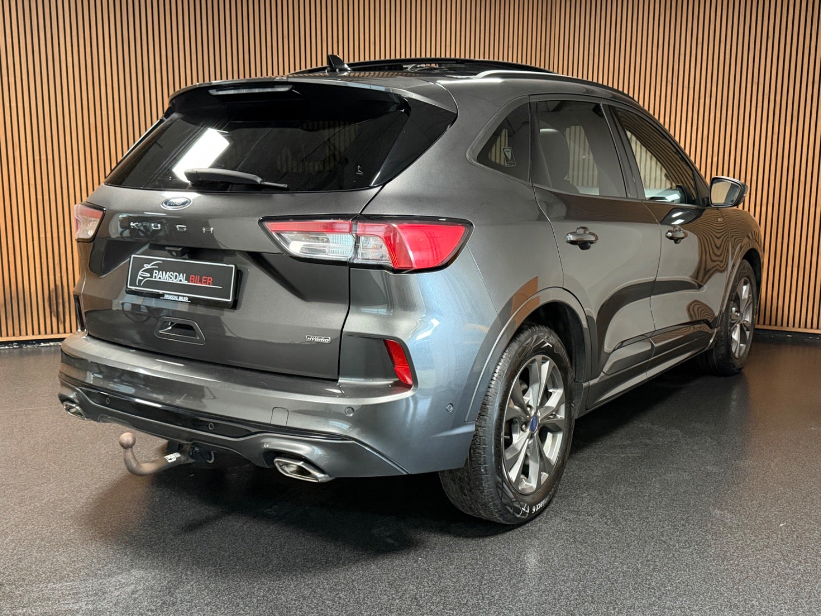 Ford Kuga Plug-In Hybrid E-CVT, 225hp, 2020